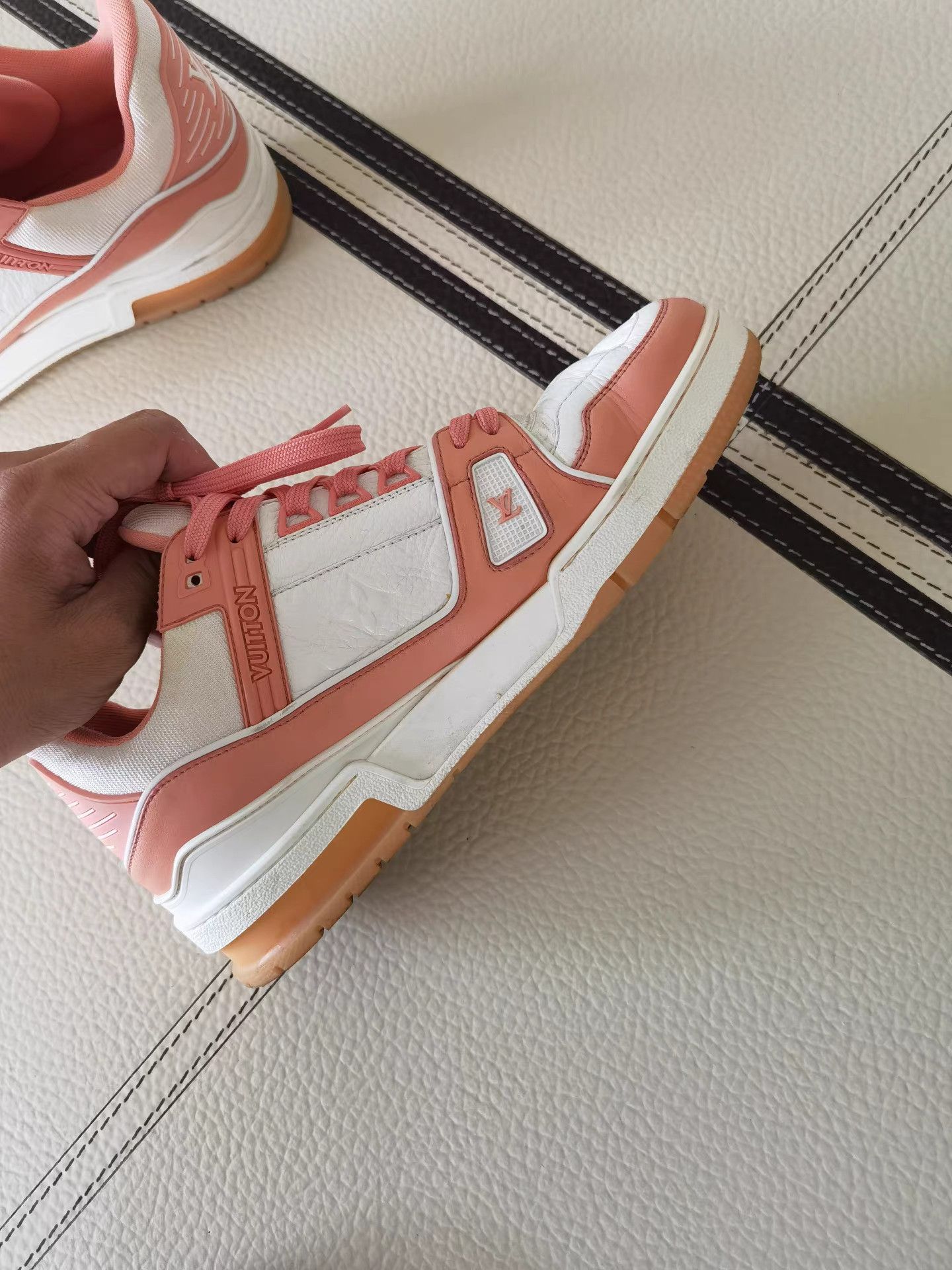 Louis Vuitton Louis Vuitton Trainer Sneakers K17 Size US 8.5 / EU 41-42 - 4 Thumbnail