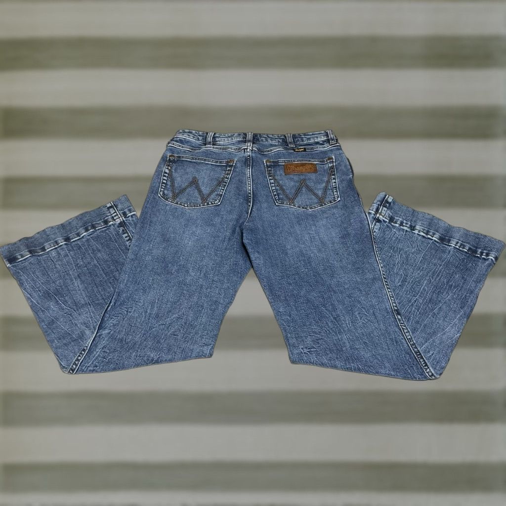Wrangler Wrangler Retro Jeans Women's 30x30 High Rise Flare 5-Pocket Denim Blue Solid Logo Western Cowboy Vintage No Size 30" / US 8 / IT 44 - 1 Thumbnail