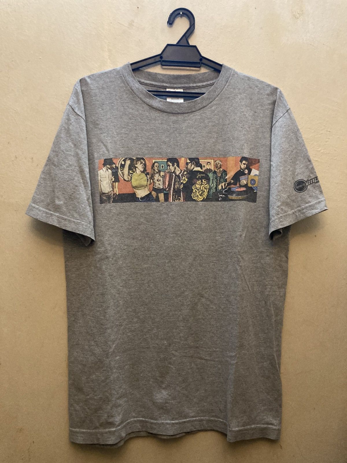 Vintage Vintage 90s Urban Streetwear Graphic Tshirt Size US M / EU 48-50 / 2 - 1 Thumbnail