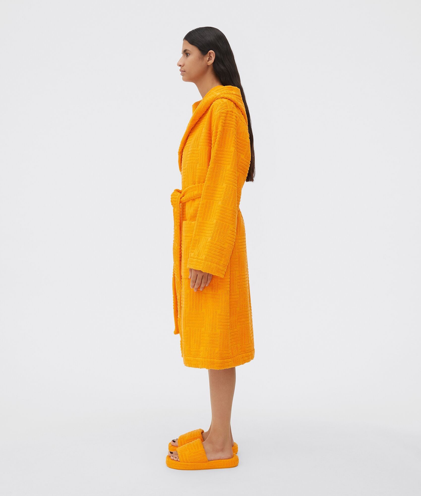 Bottega Veneta o1n1vont0225 Intreccio Pattern Cotton Bathrobe in Tangerine Size US L / EU 52-54 / 3 - 3 Thumbnail
