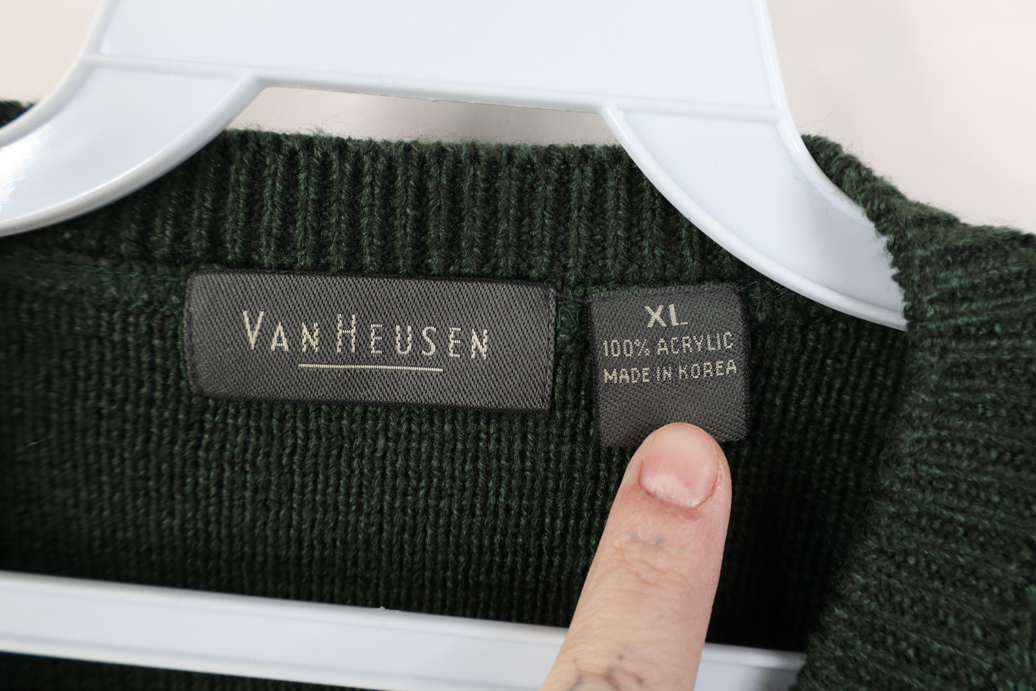 Vintage Vintage 90s Streetwear Knit V-Neck Sweater Vest Plaid Green Size US XL / EU 56 / 4 - 4 Thumbnail
