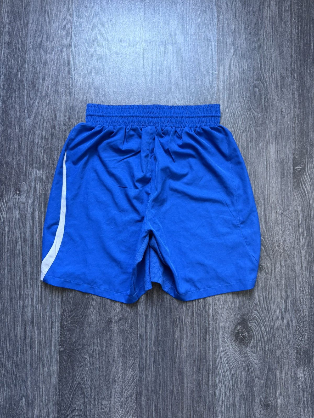 Puma × Vintage 00s Vintage Puma New Castle Soccer Shorts Size US 32 / EU 48 - 7 Thumbnail