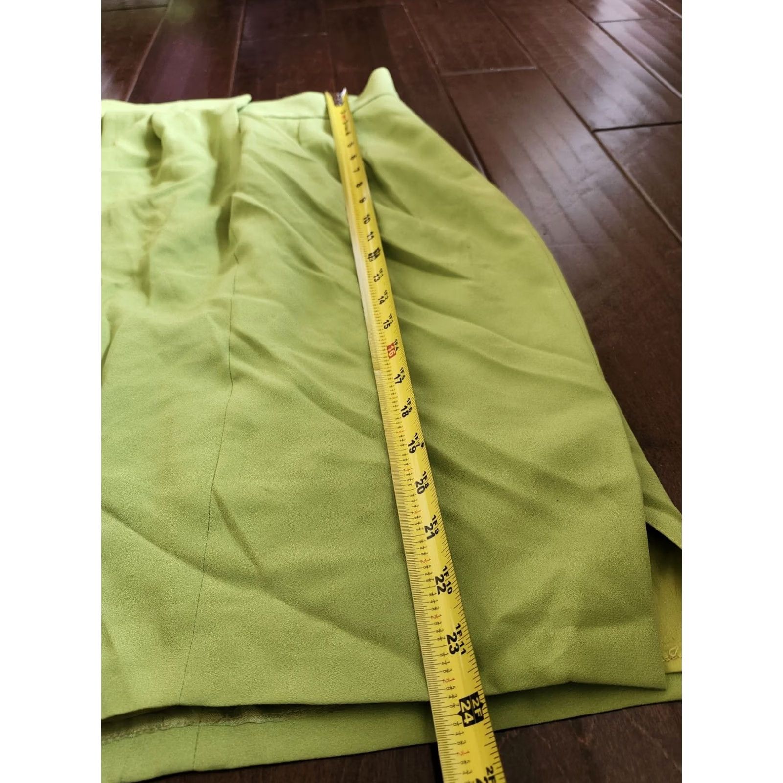 Vintage Tahari Women's Green Slit Pencil Skirt - Size 10 Size 32" / US 10 / IT 46 - 6 Thumbnail