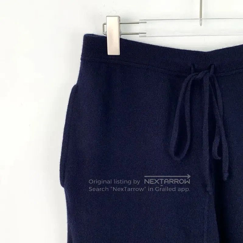 Maison Margiela Maison Margiela Casual Pants in Deep Blue Wool . Size 23" - 3 Thumbnail