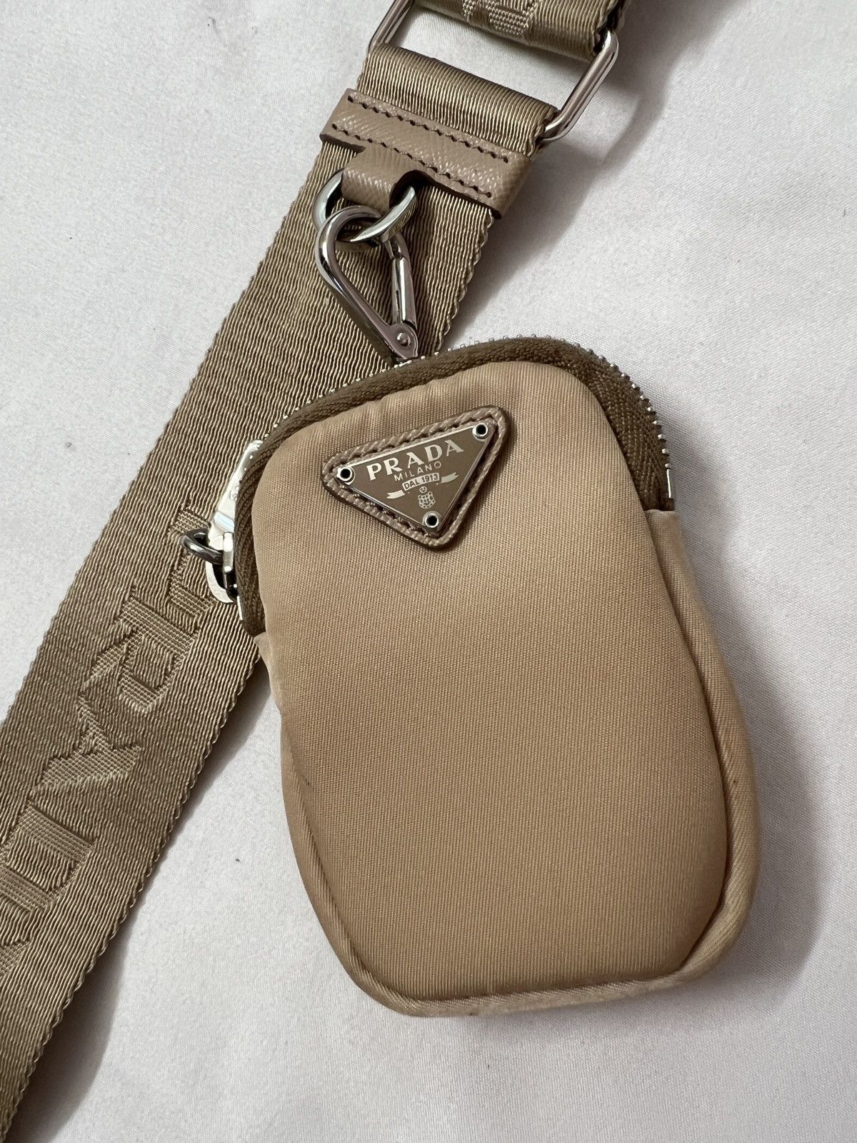 Prada Prada Reedition Re-edition 2005 Nylon Tan Shoulder Bag Purse Size ONE SIZE - 6 Thumbnail