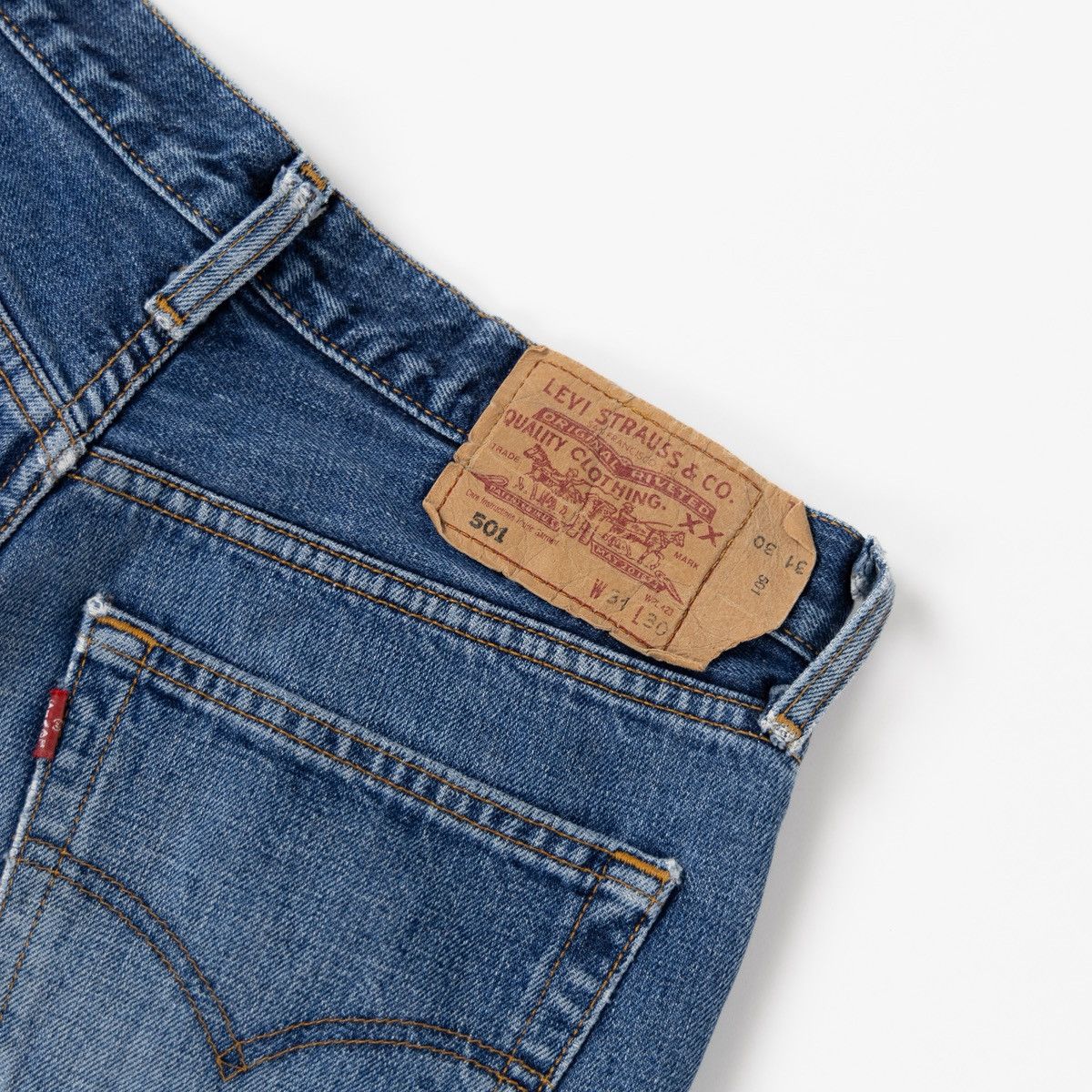 Levi's Levis 501 Womens Blue Denim Shorts Button Fly Frayed Raw Size 30" / US 8 / IT 44 - 4 Thumbnail