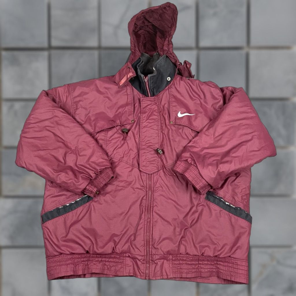 Nike VINTAGE Nike Jacket Adult XL Red Big Swoosh Collar Full Zip Windbreaker Rare Vtg Size US XL / EU 56 / 4 - 1 Thumbnail