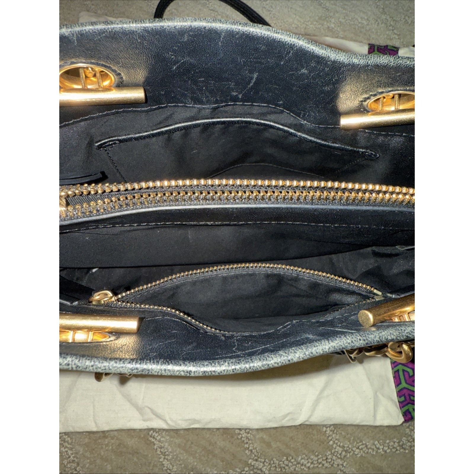 Tory Burch Tory Burch Fleming Quilted Leather Handbag with Dust Bag Size ONE SIZE - 9 Thumbnail