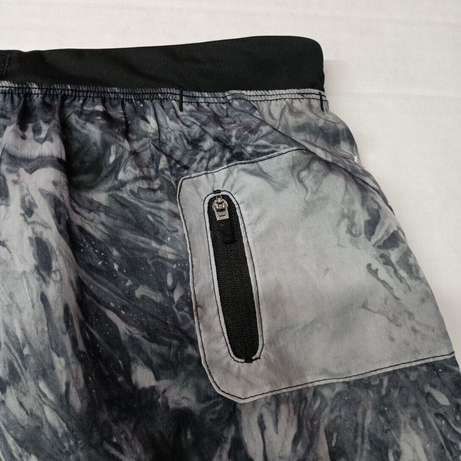 Nike Nike Trail Running Shorts Womens XL Lined Tie Dye DX1021-010 Size 38" / US 16 / IT 52 - 8 Thumbnail