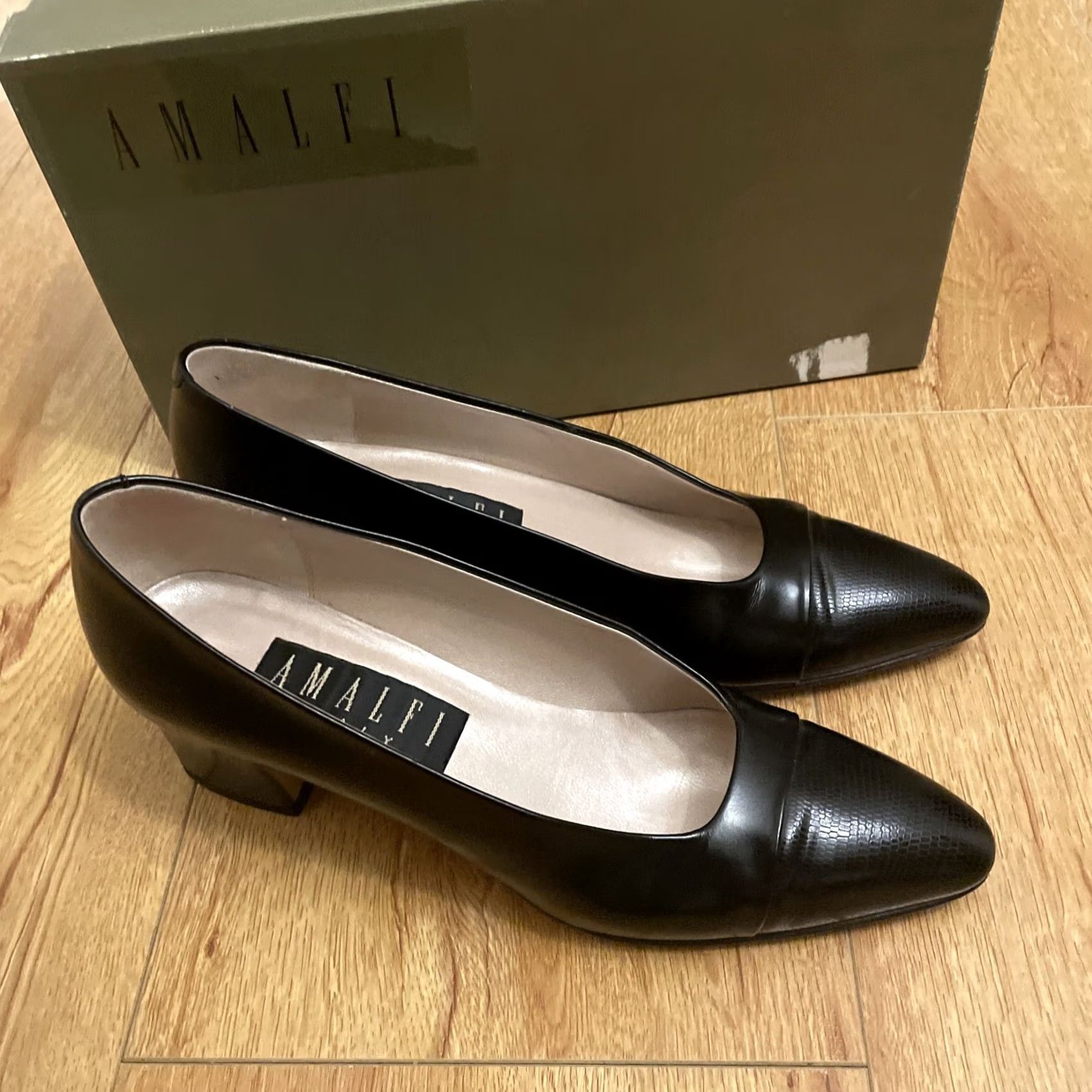 Vintage VINTAGE Amalfi Pump Leather 2in Heel Black 90s 7AAA Women’s Shoes Size US 7 / IT 37 - 5 Thumbnail