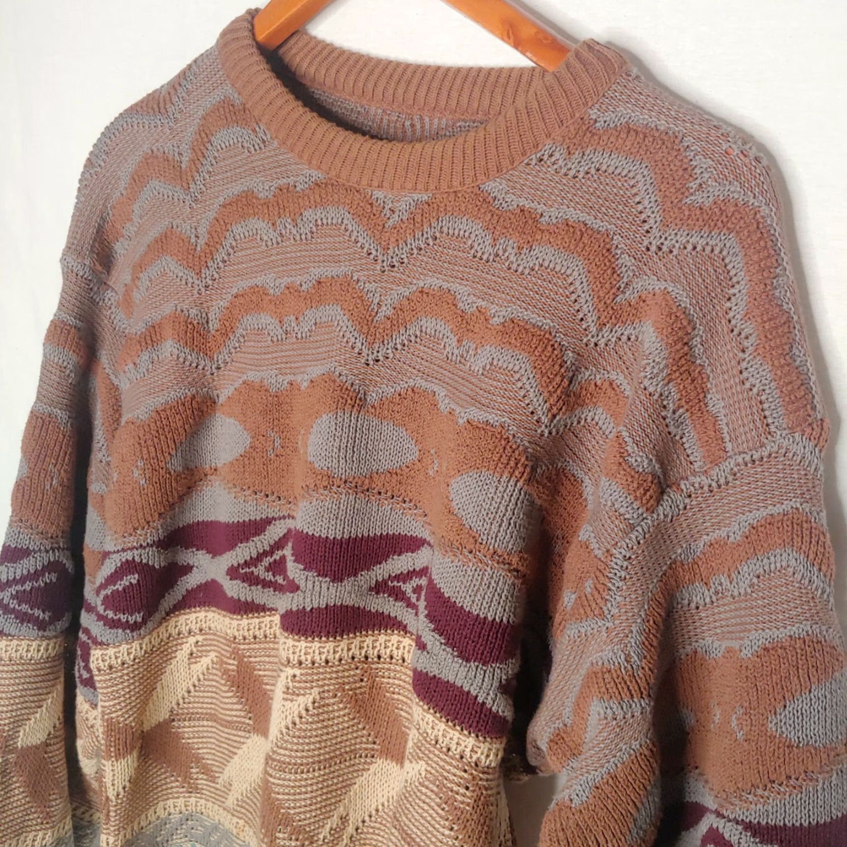 Vintage VINTAGE 1970s Men Sweater Pullover Crew Neck Long Sleeve Geometric Knit Acrylic Large Brown Blue Retro Grandpa Size US L / EU 52-54 / 3 - 4 Thumbnail
