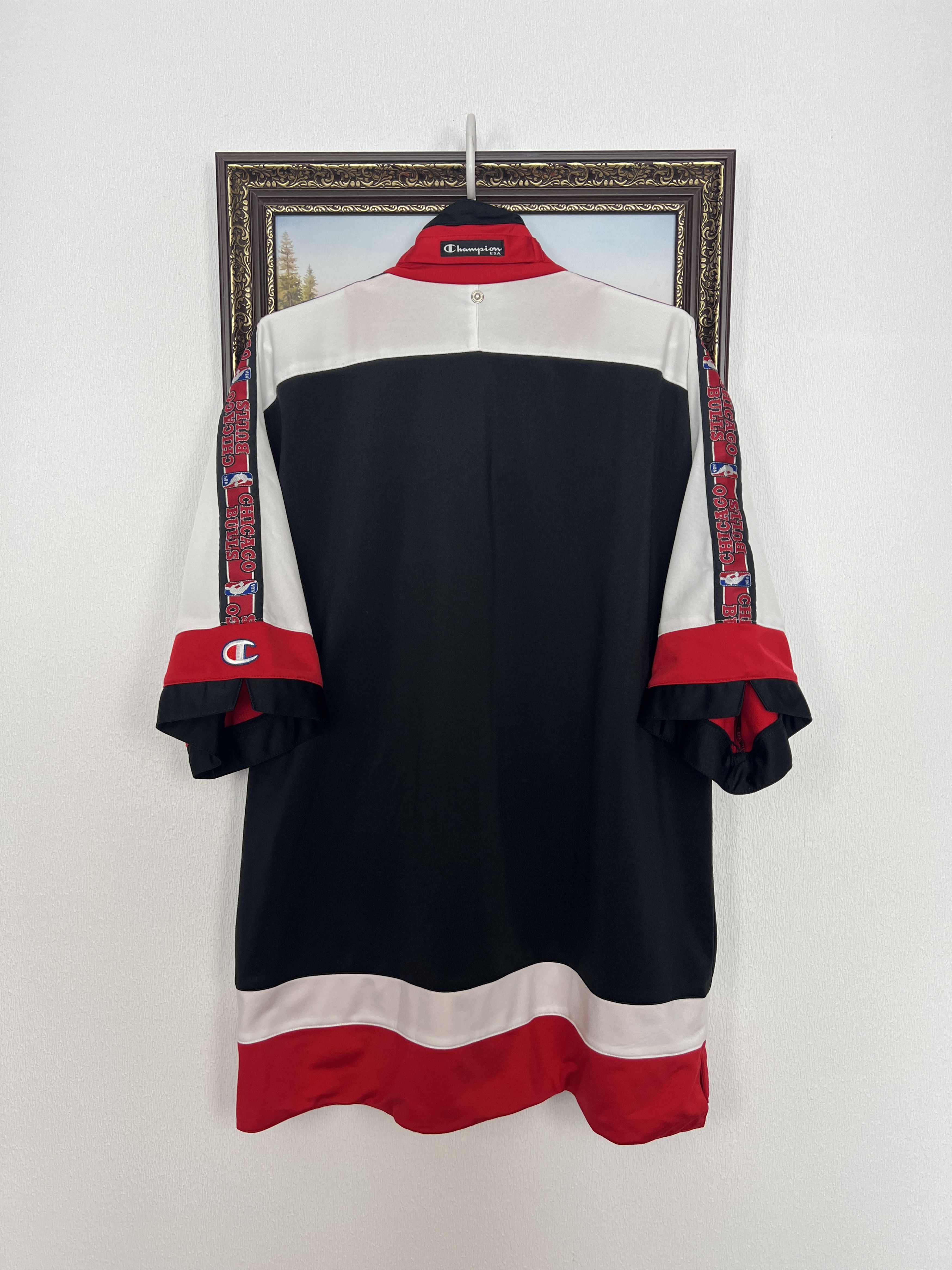 Champion Vintage 90's Champion Chicago Bulls Train Warm Up NBA Size US L / EU 52-54 / 3 - 13 Thumbnail