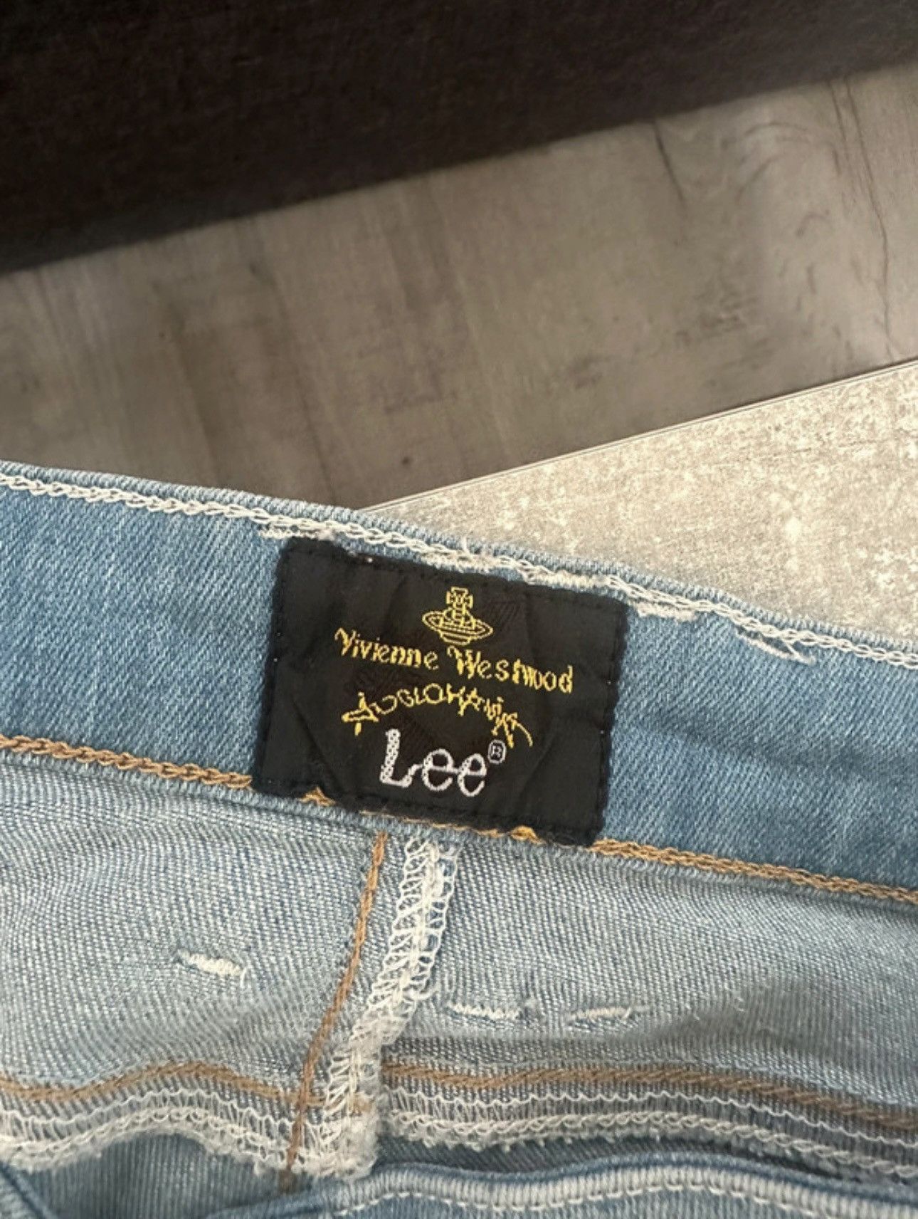 Lee × Vivienne Westwood Vivienne Westwood x Lee – Anglomania Graffiti Punk Jeans Size 26" / US 2 / IT 38 - 4 Thumbnail