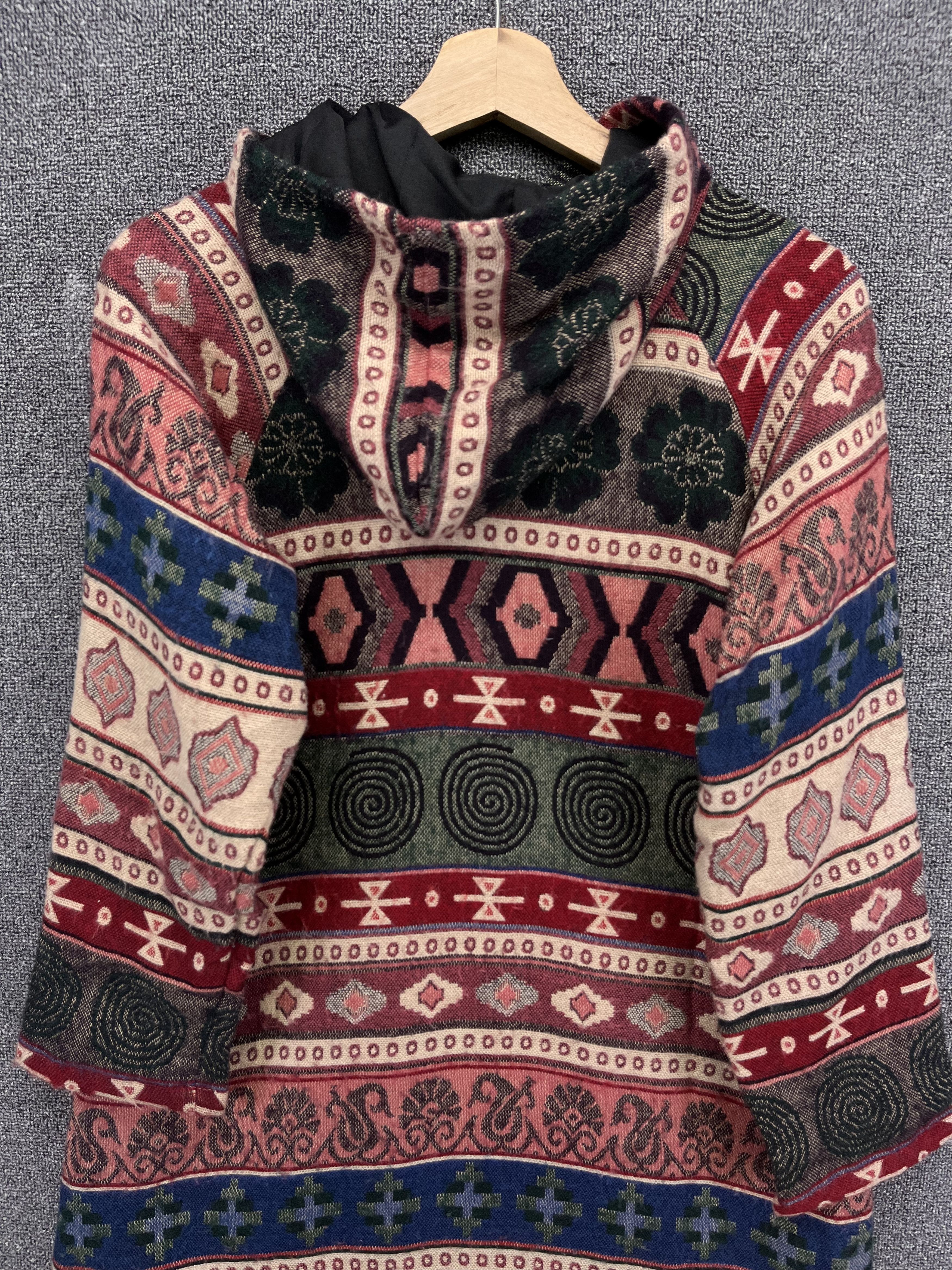 Japanese Brand Vintage Japanese Navajo x Native Hooded Jacket Size S / US 4 / IT 40 - 10 Thumbnail