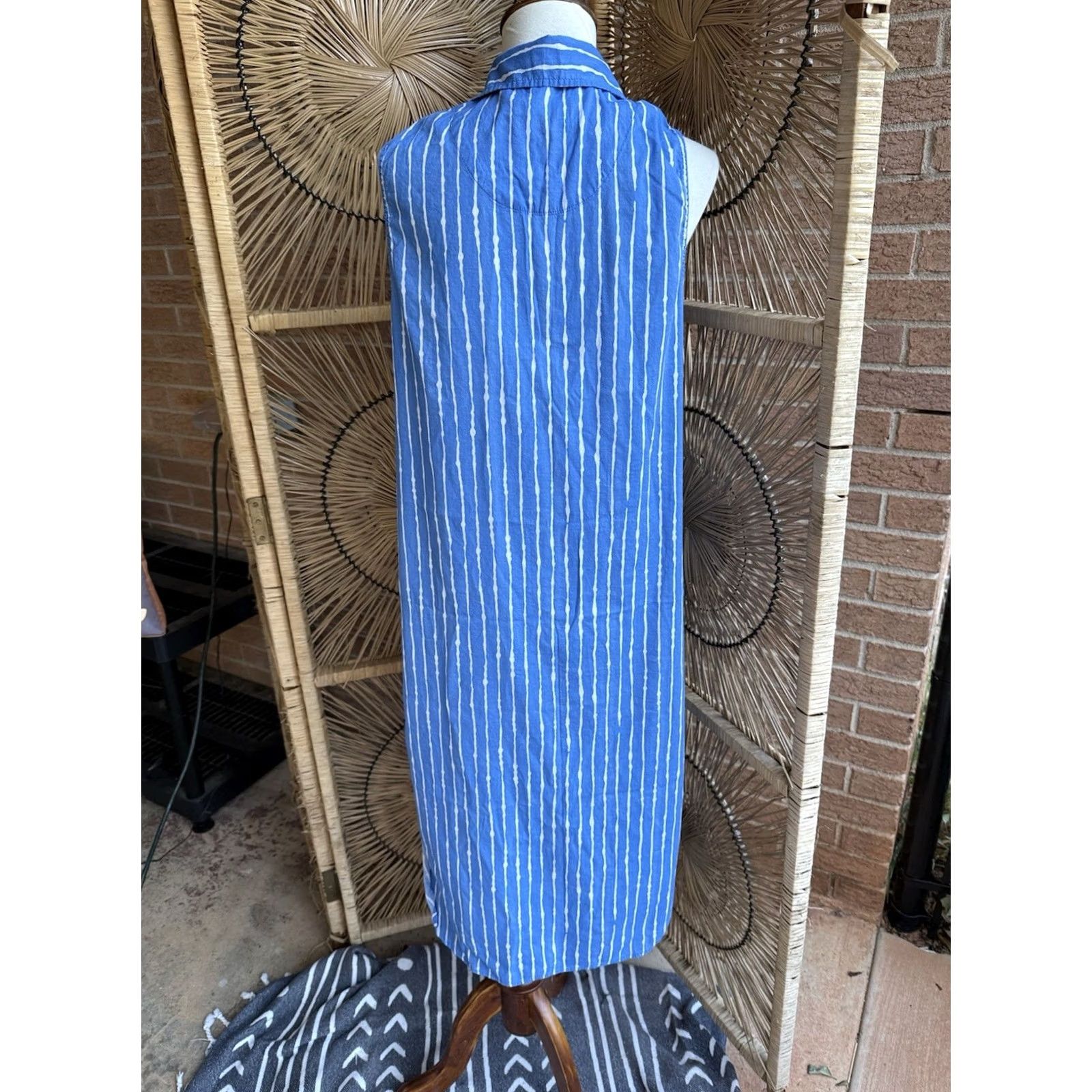 Ralph Lauren VINTAGE? (No) Lauren Ralph Lauren Sleeveless Dress White Blue Stripe Viscose M Woman Knee Length A-Line Size M / US 6-8 / IT 42-44 - 5 Thumbnail
