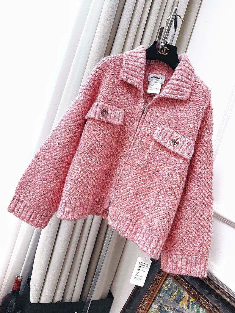 Chanel Chanel Pink Knit Jacket with Glass Buttons- dmc Size US M / EU 48-50 / 2 - 1 Thumbnail