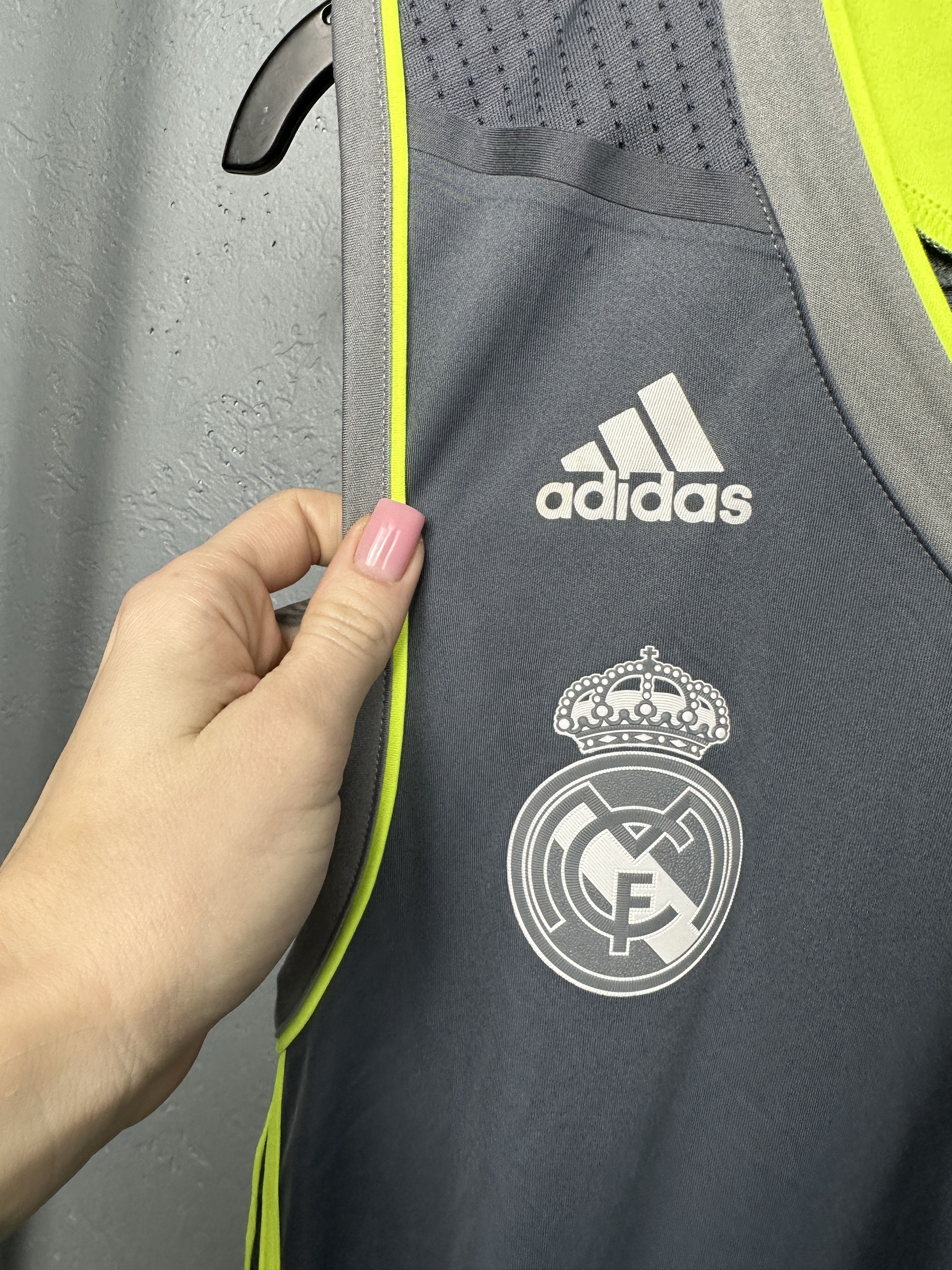 Adidas Adidas Real Madrid Mens Sleeveless Jersey T-Shirt Size US S / EU 44-46 / 1 - 4 Thumbnail