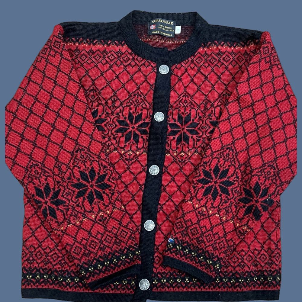 Vintage VINTAGE Norsk Wear Womens Sweater Cardigan Knit Wool Red Small Long Sleeve Crew Neck Casual 100% Wool Fair Isle Button Decor 1970s 80s Womens Size S / US 4 / IT 40 - 1 Thumbnail