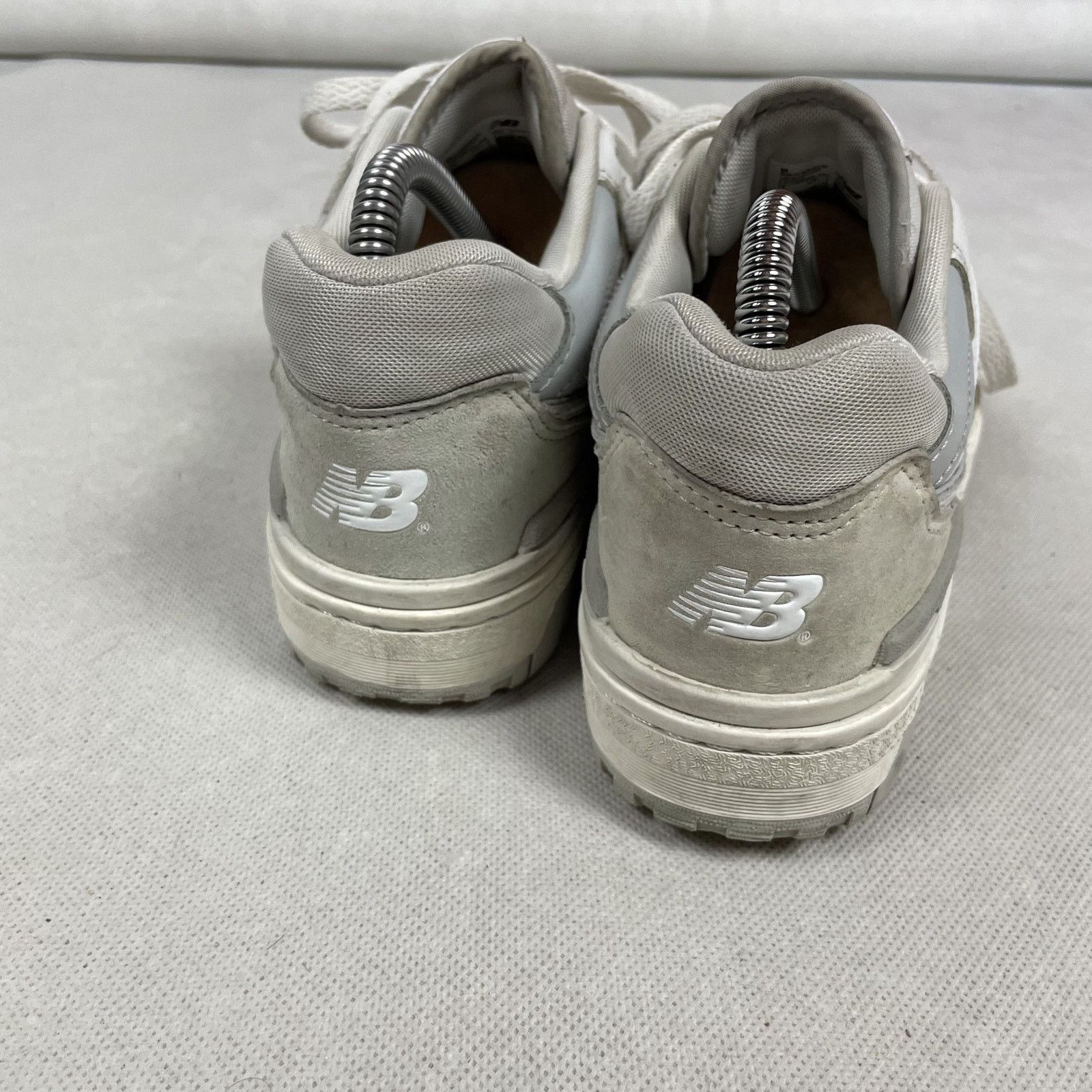New Balance New Balance 550 BBW550CB Women's White Gray Sneakers Shoes 8 Size US 8 / IT 38 - 9 Thumbnail