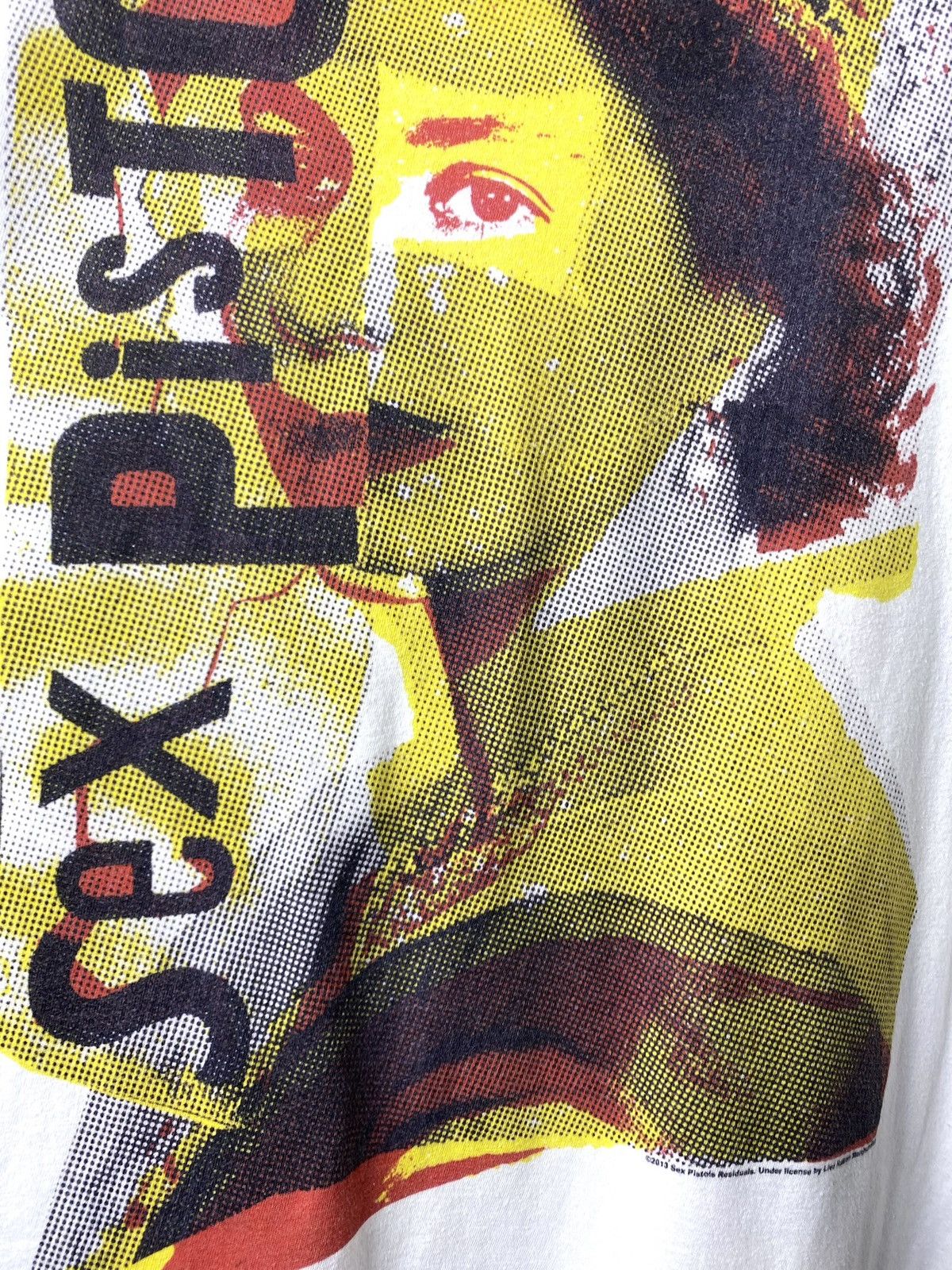 Band Tees Vintage 2013 Sex Pistols Band T Shirt The Queen Size US XXL / EU 58 / 5 - 4 Thumbnail