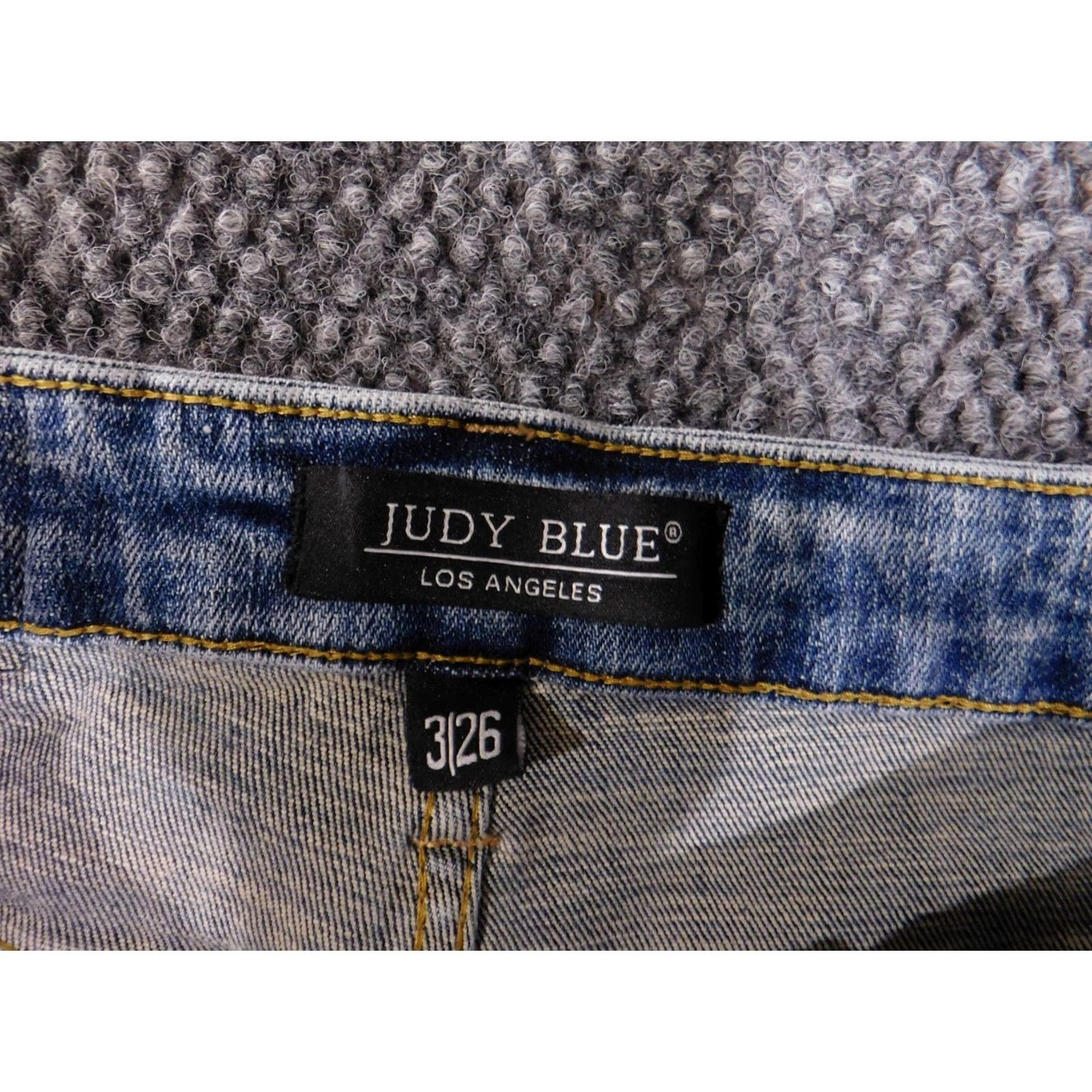 Vintage Judy Blue Jeans Womens 3/26 Blue Distressed Straight Leg Frayed Hem JB88605 Size 26" / US 2 / IT 38 - 4 Thumbnail