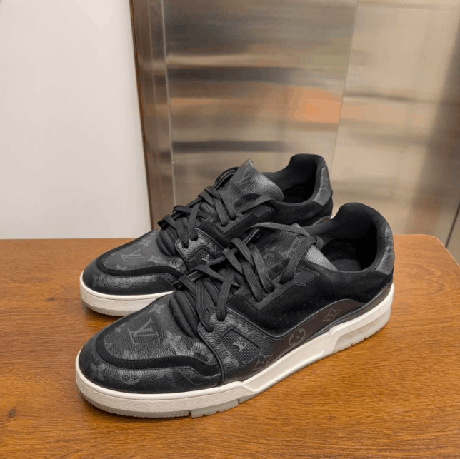 Louis Vuitton Louis Vuitton low-top sneakers Size US 13 / EU 46 - 1 Thumbnail