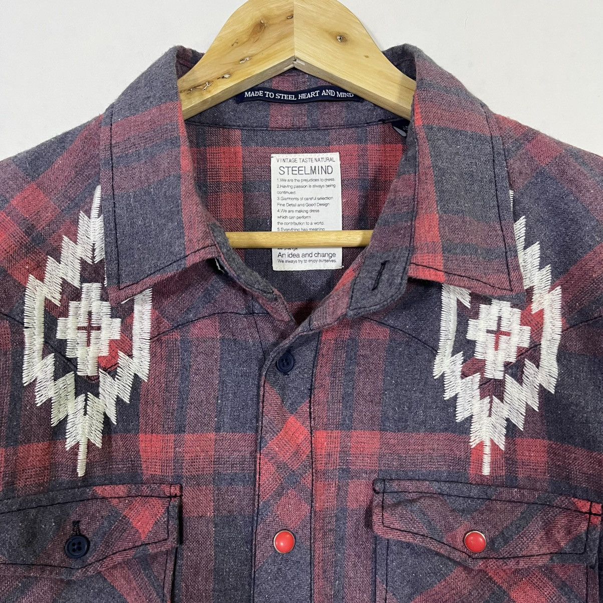 Native VINTAGE WESTERN WEAR PLAID FLANNEL NATIVE AMERICA SHIRT Size US M / EU 48-50 / 2 - 2 Thumbnail