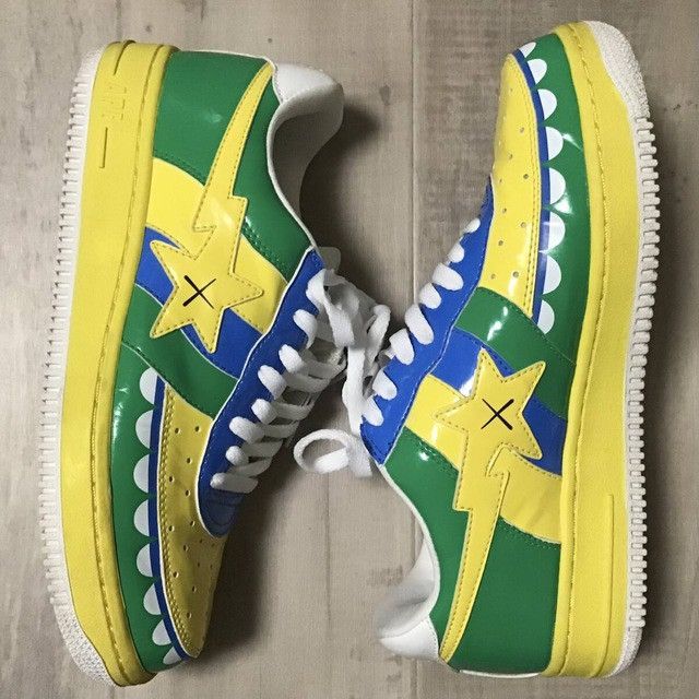 Bape × Kaws × Nigo KAWS CHOMPERS BAPE STA Patent Leather Sneakers APE NIGO Size US 9.5 / EU 42-43 - 2 Thumbnail