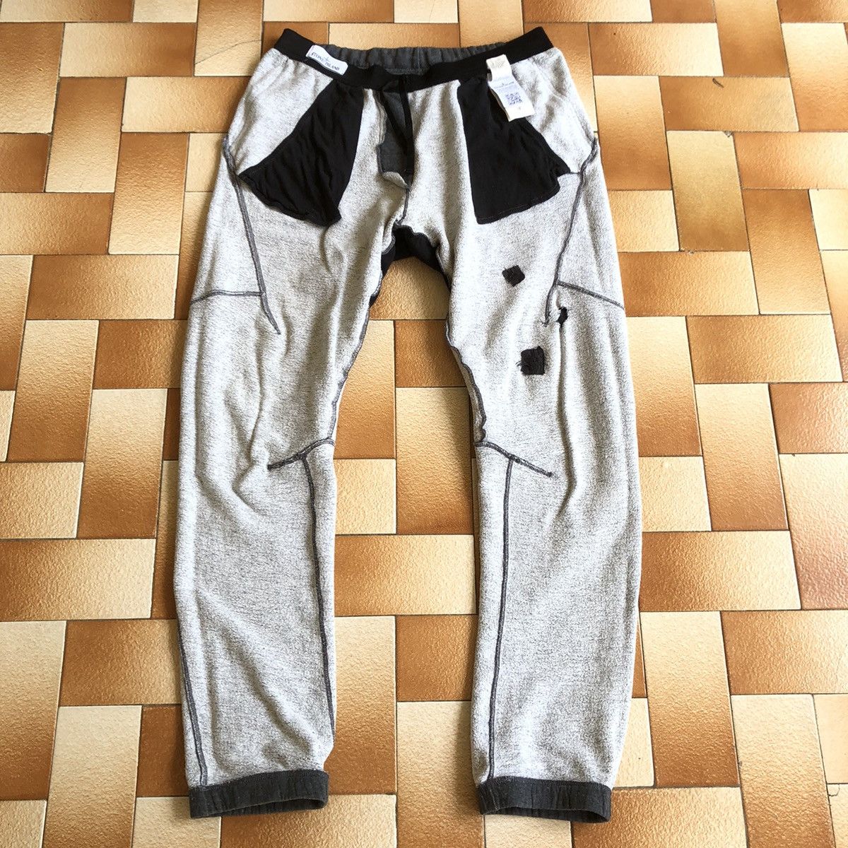 Stone Island autumn/winter 2016 STONE ISLAND distressed style sweatpant Size US 36 / EU 52 - 5 Thumbnail