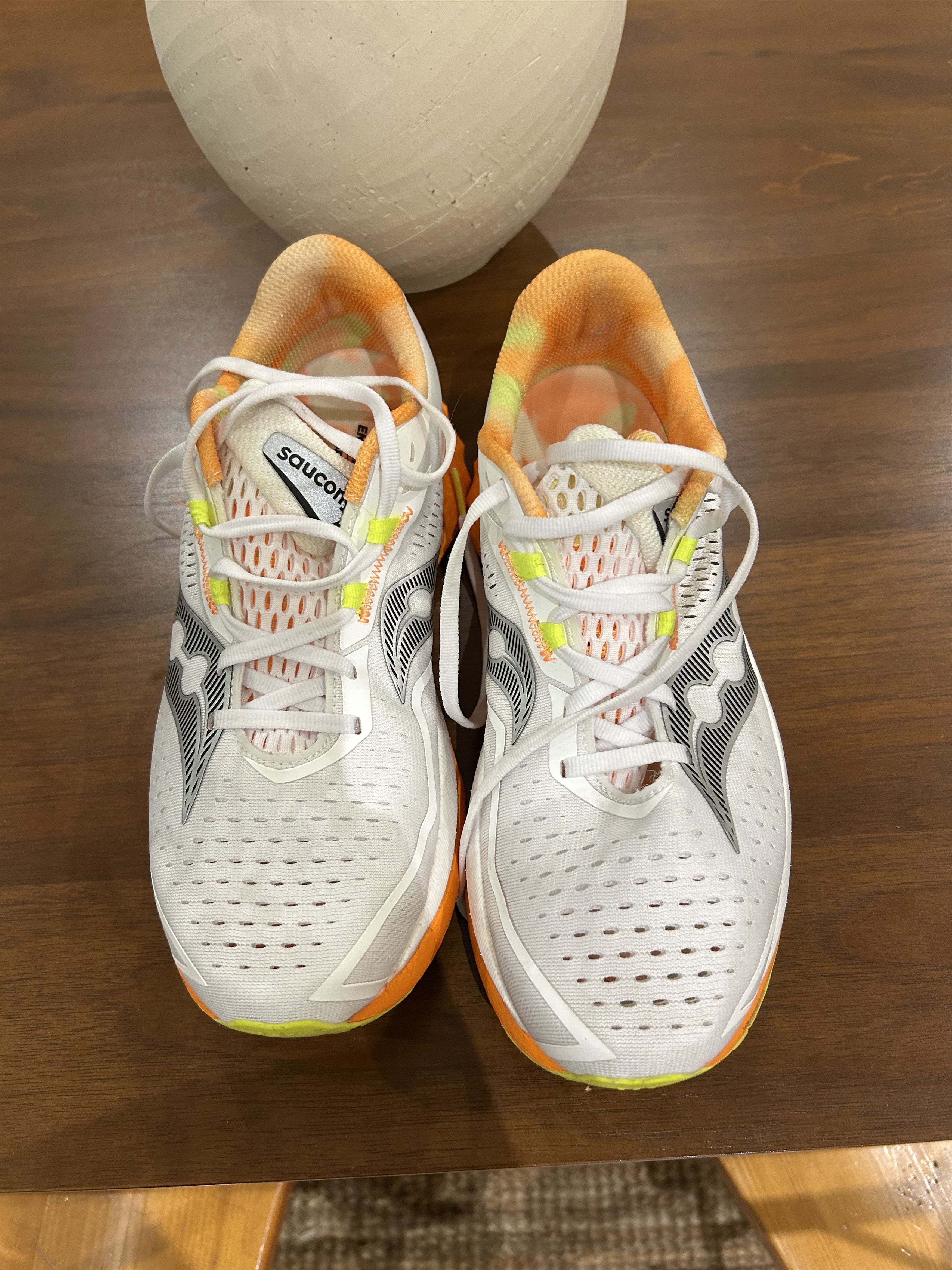 Saucony Saucony Endorphin Speed 4 Size US 8 / EU 41 - 1 Thumbnail