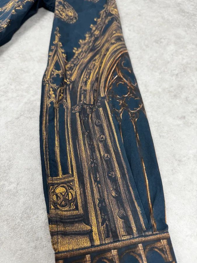 Dolce & Gabbana 2010s Dolce & Gabbana Catholic Cathedral Navy Shirt Size US M / EU 48-50 / 2 - 9 Thumbnail