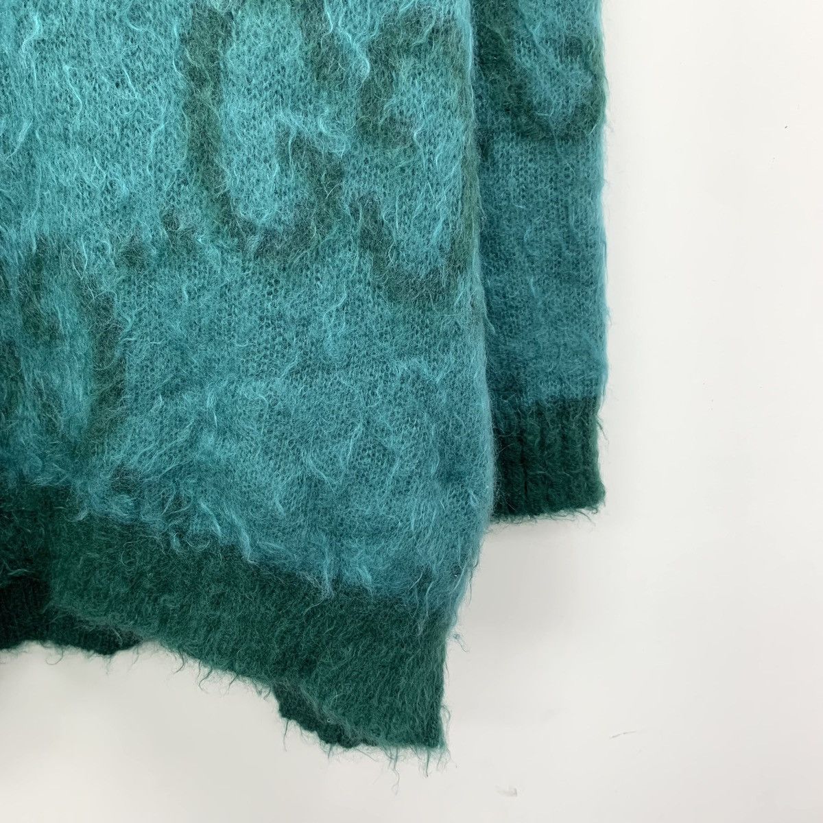 Gucci Gucci Blue Mohair V-neck Long Sleeve Knit Sweater K26WX Size M / US 6-8 / IT 42-44 - 4 Thumbnail