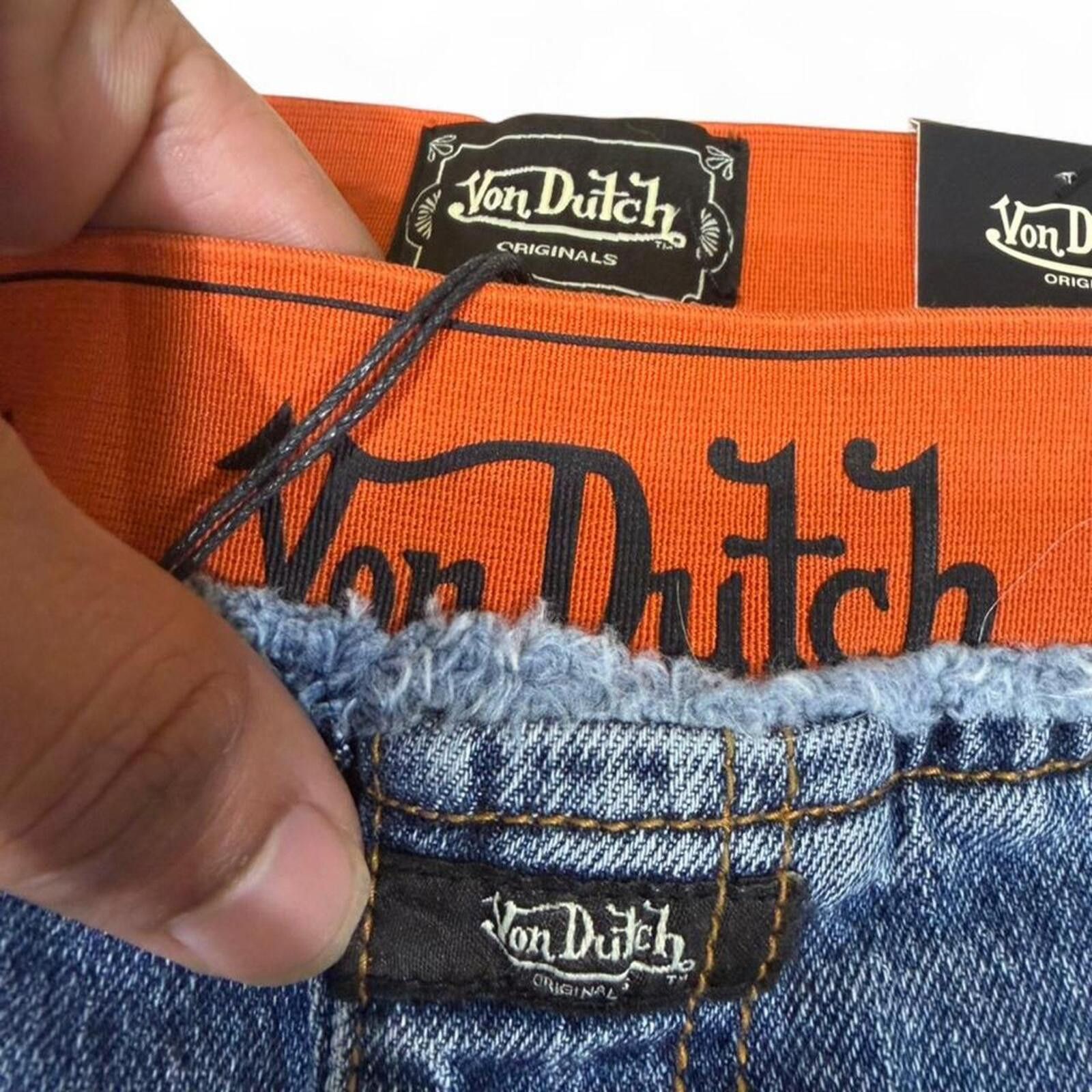 Von Dutch Von Dutch denim shorts with Stretchable waist and patches Size 32" / US 10 / IT 46 - 7 Thumbnail