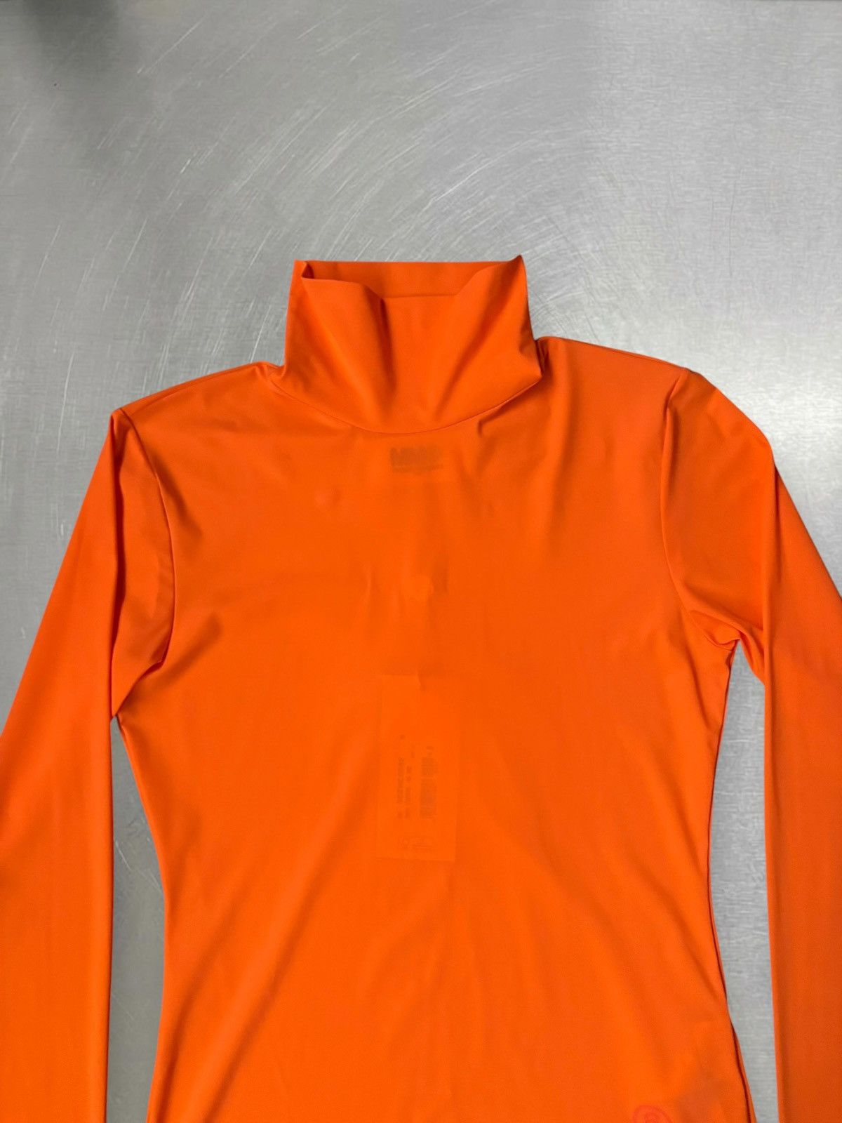 MM6 MM6 Maison Margiela Orange Turtleneck Longsleeve Size S Size S / US 4 / IT 40 - 3 Thumbnail