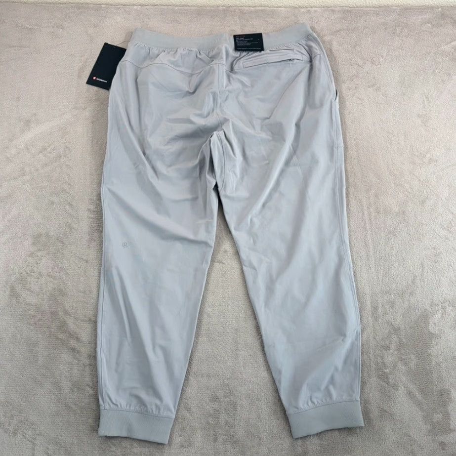Lululemon Lululemon ABC Warpstreme Performance Joggers in Silver Drop Men 2XL NWT Gray Size US 39 - 7 Thumbnail