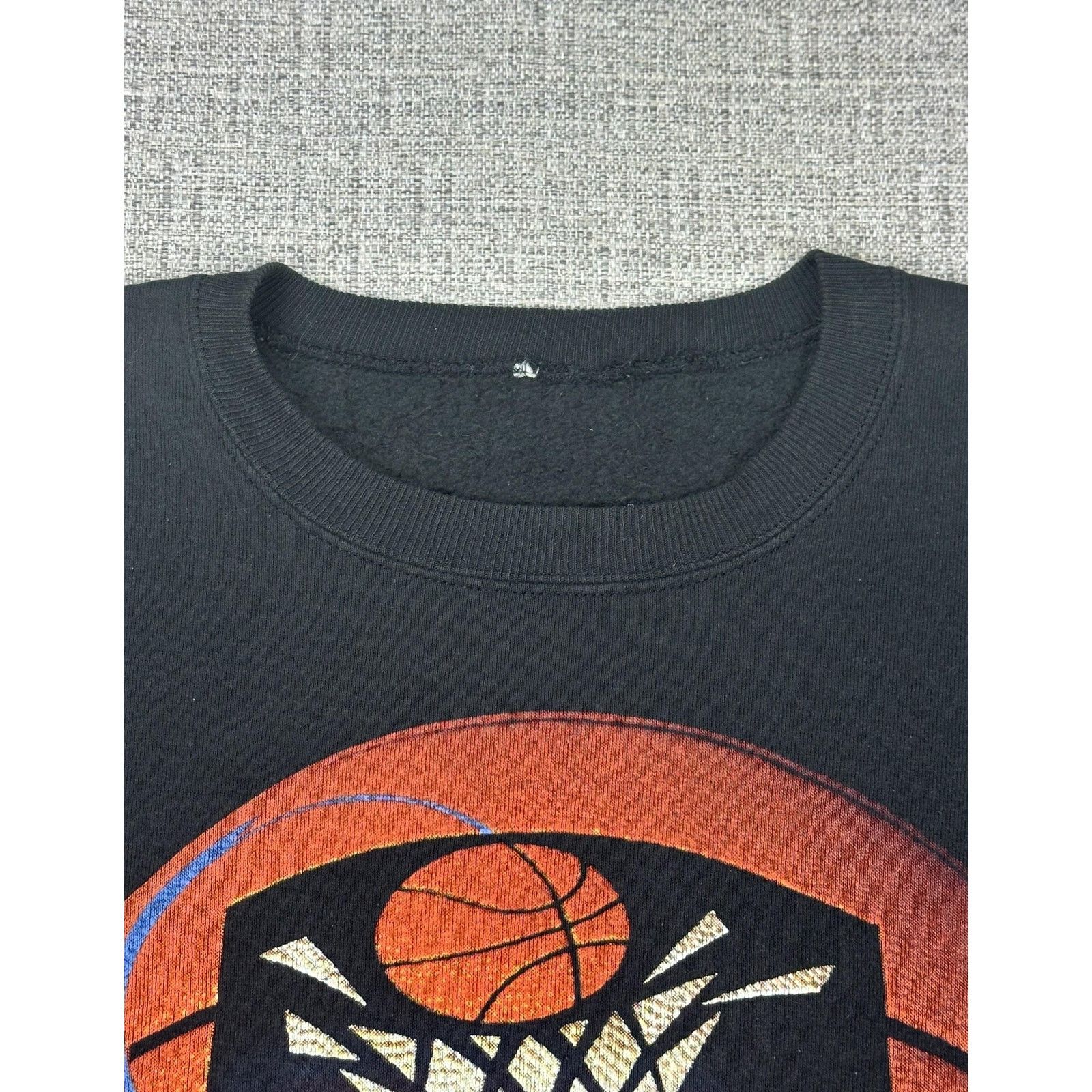 Nutmeg Cleveland Cavaliers Sweatshirt Sz XL Black NBA Nutmeg 1990s Size US XL / EU 56 / 4 - 8 Thumbnail