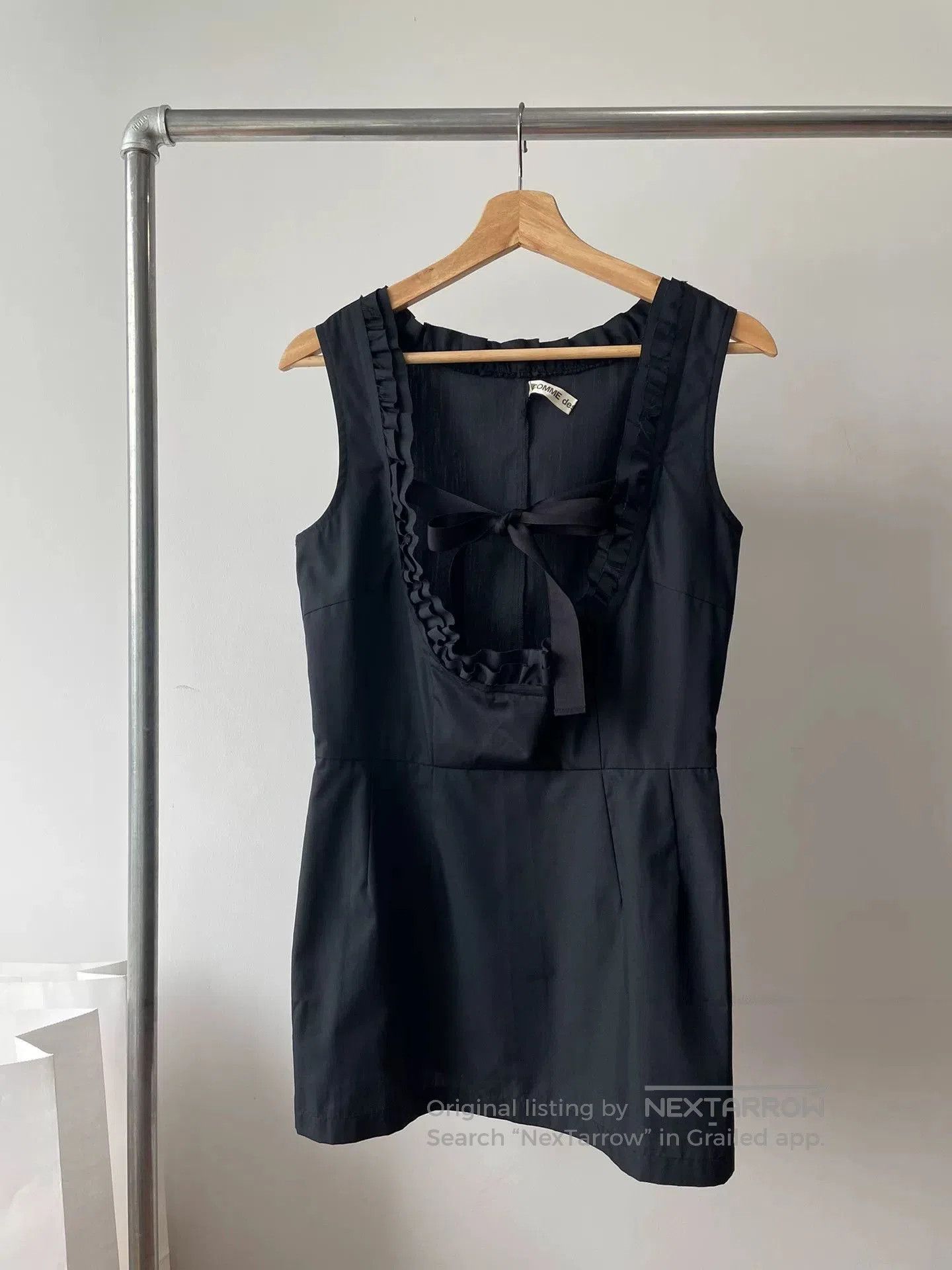 Comme des Garcons PLAY Comme des Garcons Runway Strap Black Shirt. Size S / US 4 / IT 40 - 1 Thumbnail
