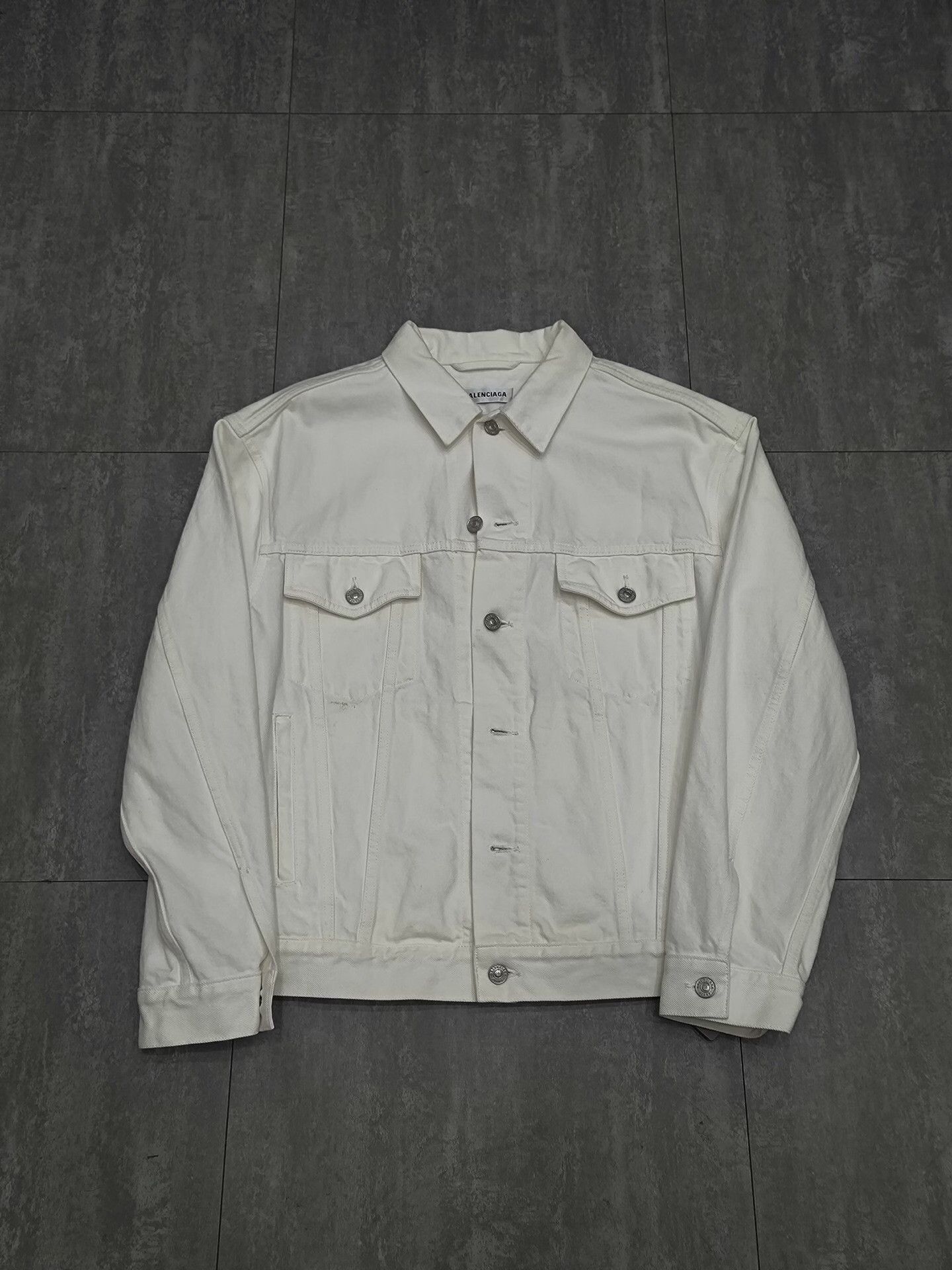 Balenciaga Balenciaga Denim White Light Jacket l Men Size US L / EU 52-54 / 3 - 1 Thumbnail