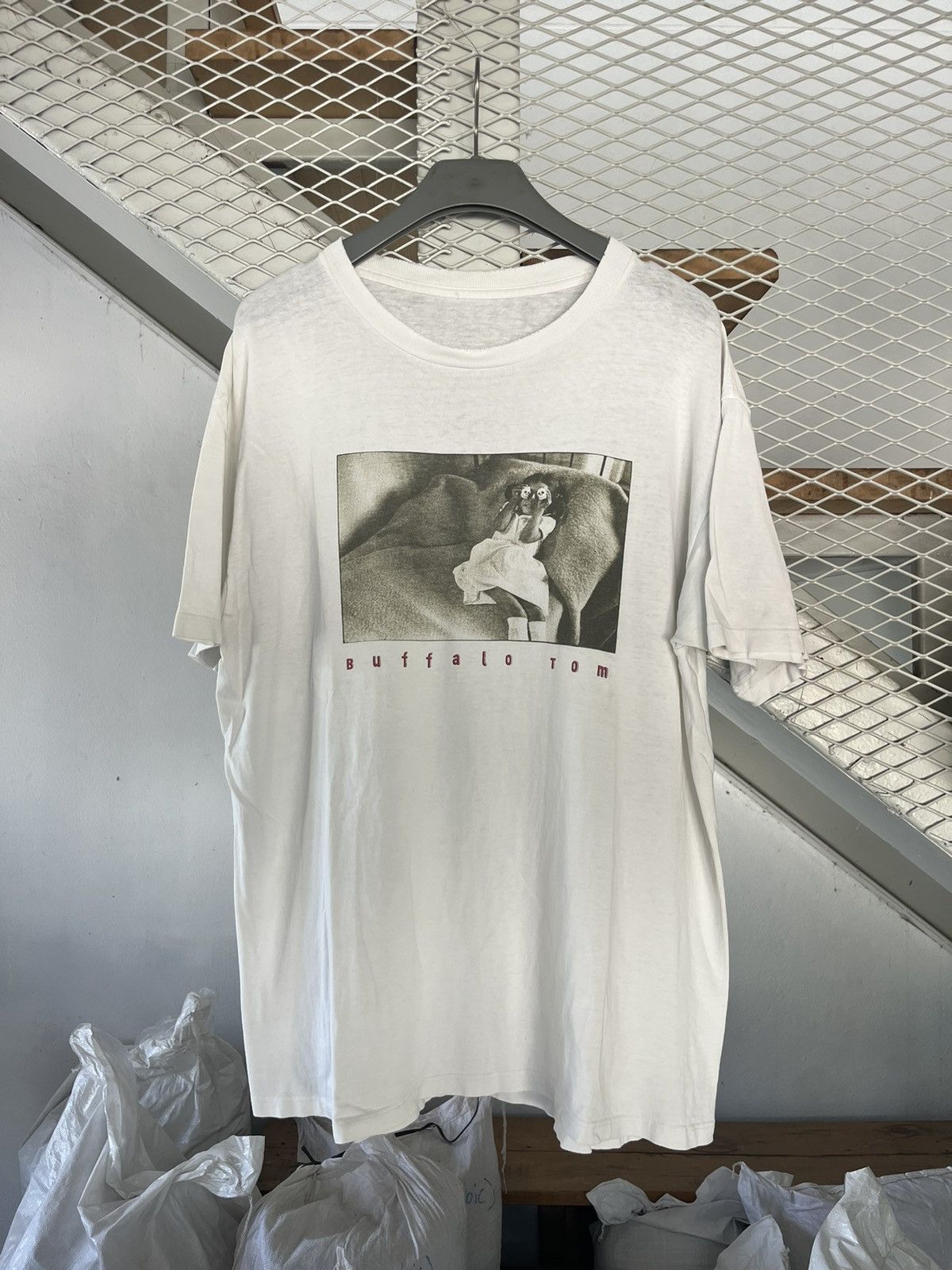Band Tees × Vintage Vintage Buffalo Tom ( Sleepy Eyed ) 90’s band Tshirt Size US XL / EU 56 / 4 - 2 Thumbnail