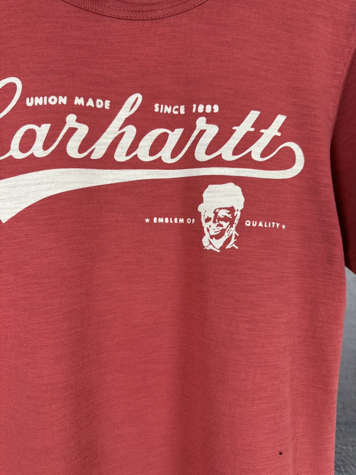 Carhartt Carhartt Union Made red big logo vintage distressed tee Size US S / EU 44-46 / 1 - 6 Thumbnail
