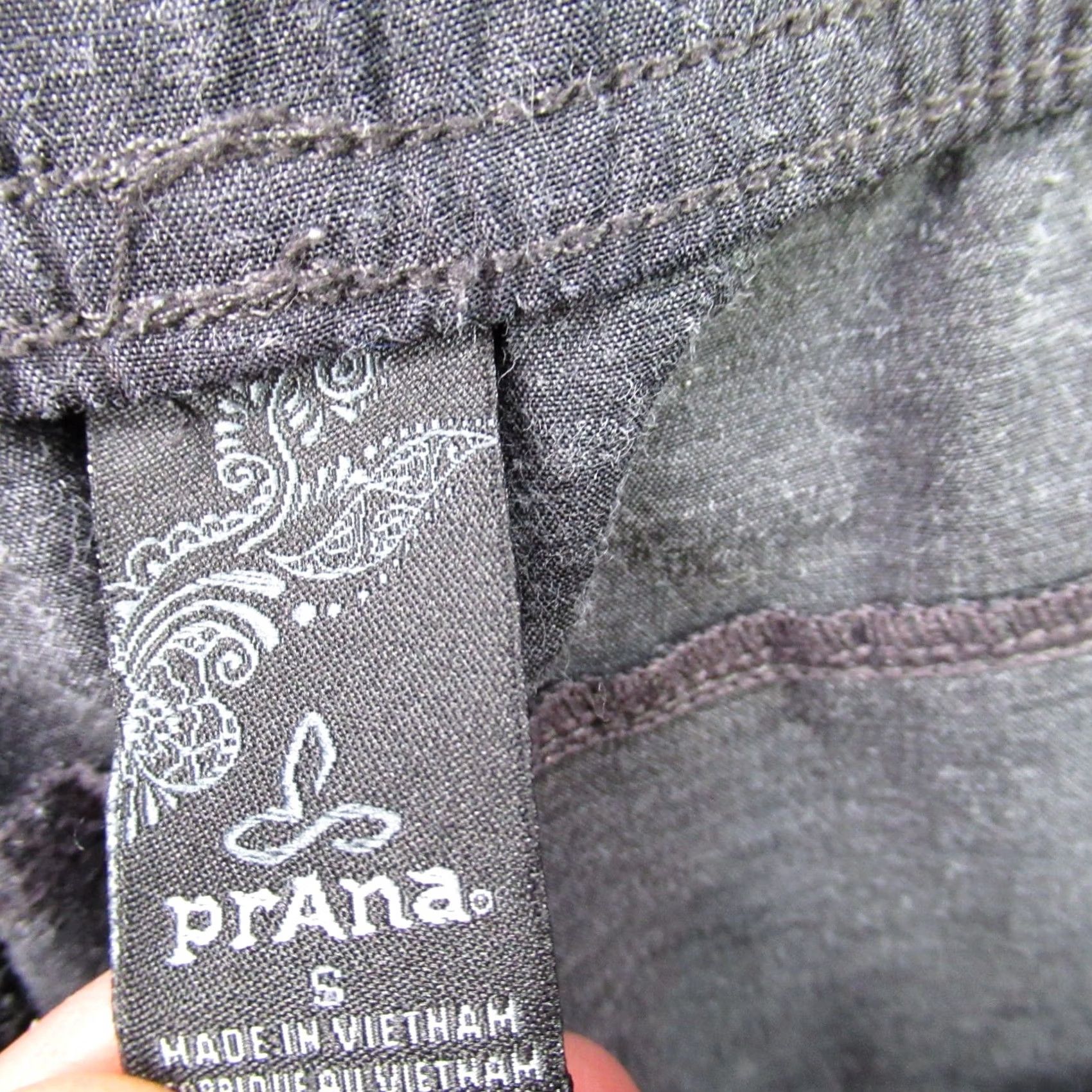 Prana Prana Shorts Womens Small Lightweight Outdoors Chino Pockets Gray Size 28" / US 6 / IT 42 - 3 Thumbnail