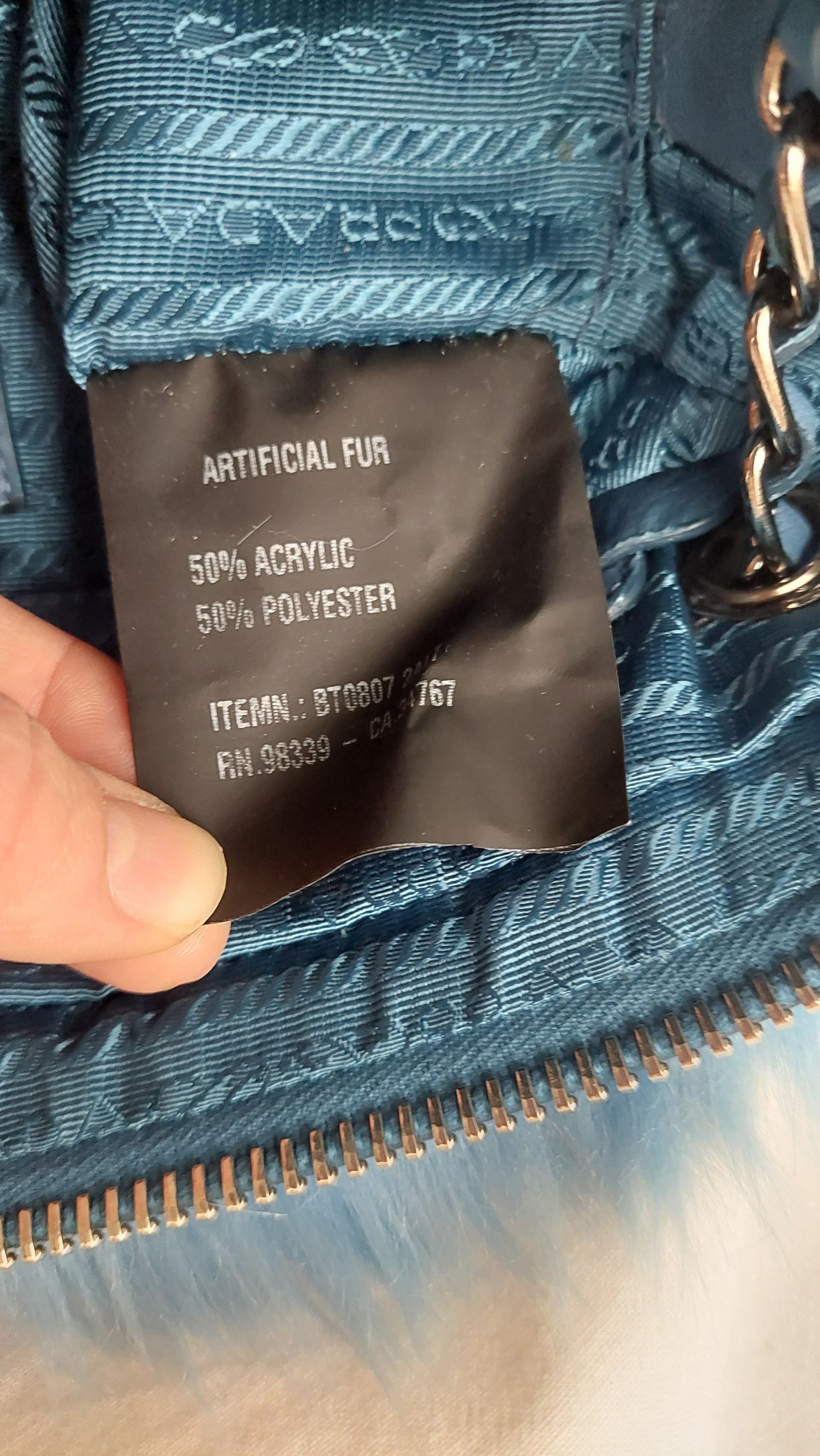 Prada Vintage faux fur blue chain bag Size ONE SIZE - 11 Thumbnail