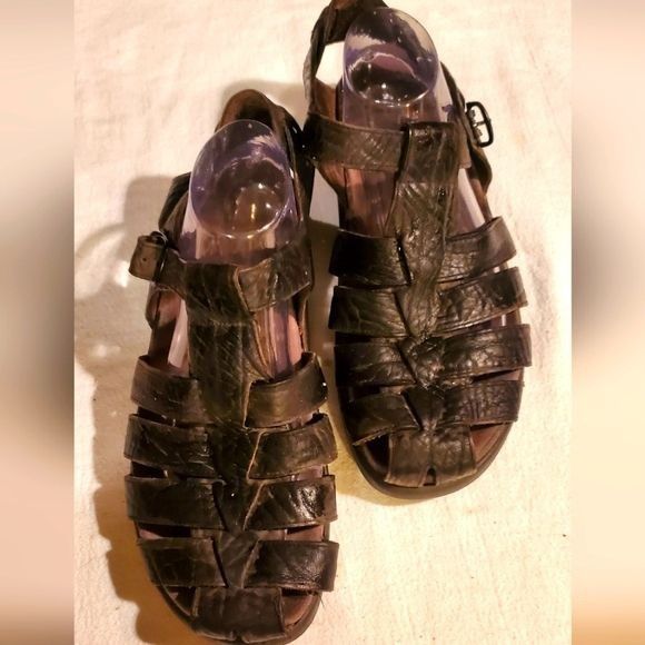 Mephisto Mephisto Sam Fisherman Black Leather Closed Toe Sz. 10 Euro Size US 10 / EU 43 - 1 Thumbnail