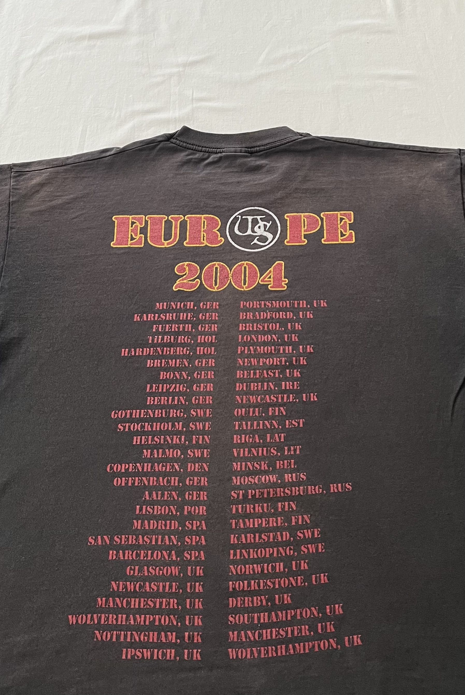 Band Tees Vintage 2004 Whitesnake European Tour Faded Black Tee Size US L / EU 52-54 / 3 - 11 Thumbnail