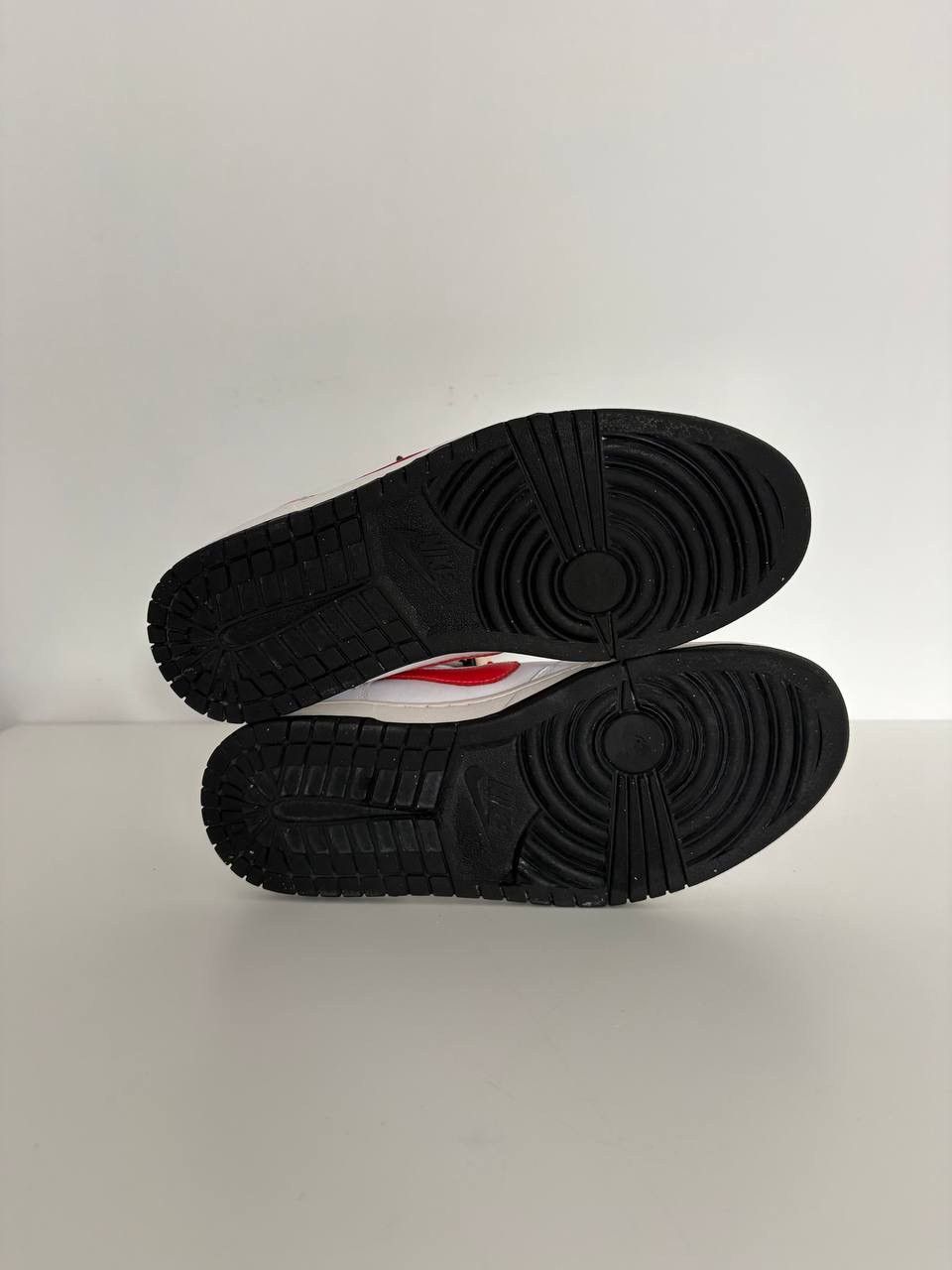 Nike × Undefeated Nike Undefeated Dunk Lux High White Infrared Size US 9 / EU 42 - 5 Thumbnail
