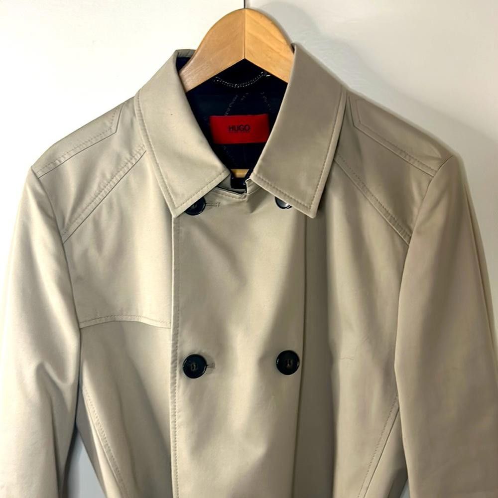 Hugo HUGO - Modern Belted Trench - 38R - khaki color Size US M / EU 48-50 / 2 - 2 Thumbnail