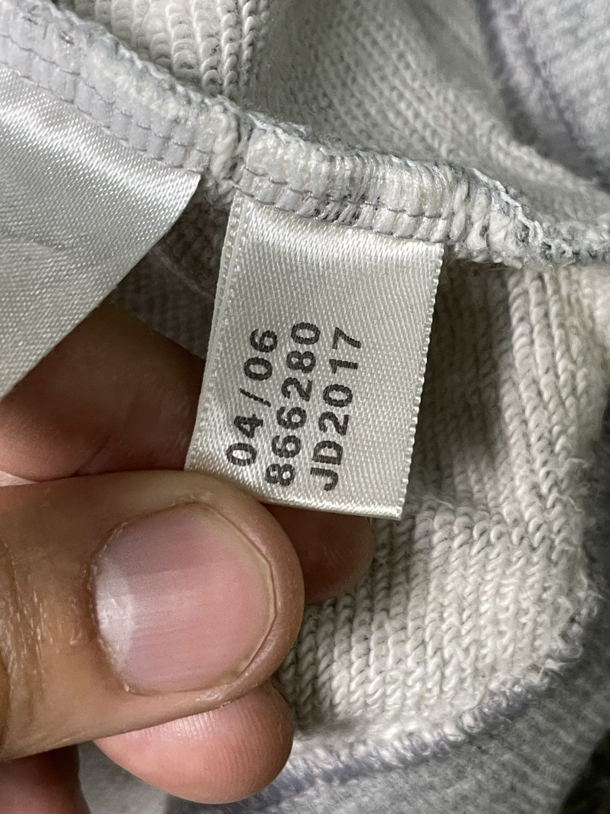Adidas × Japanese Brand × Vintage Vintage ADIDAS 3 Line Pullover Sweatshirt (80) Size US L / EU 52-54 / 3 - 11 Thumbnail