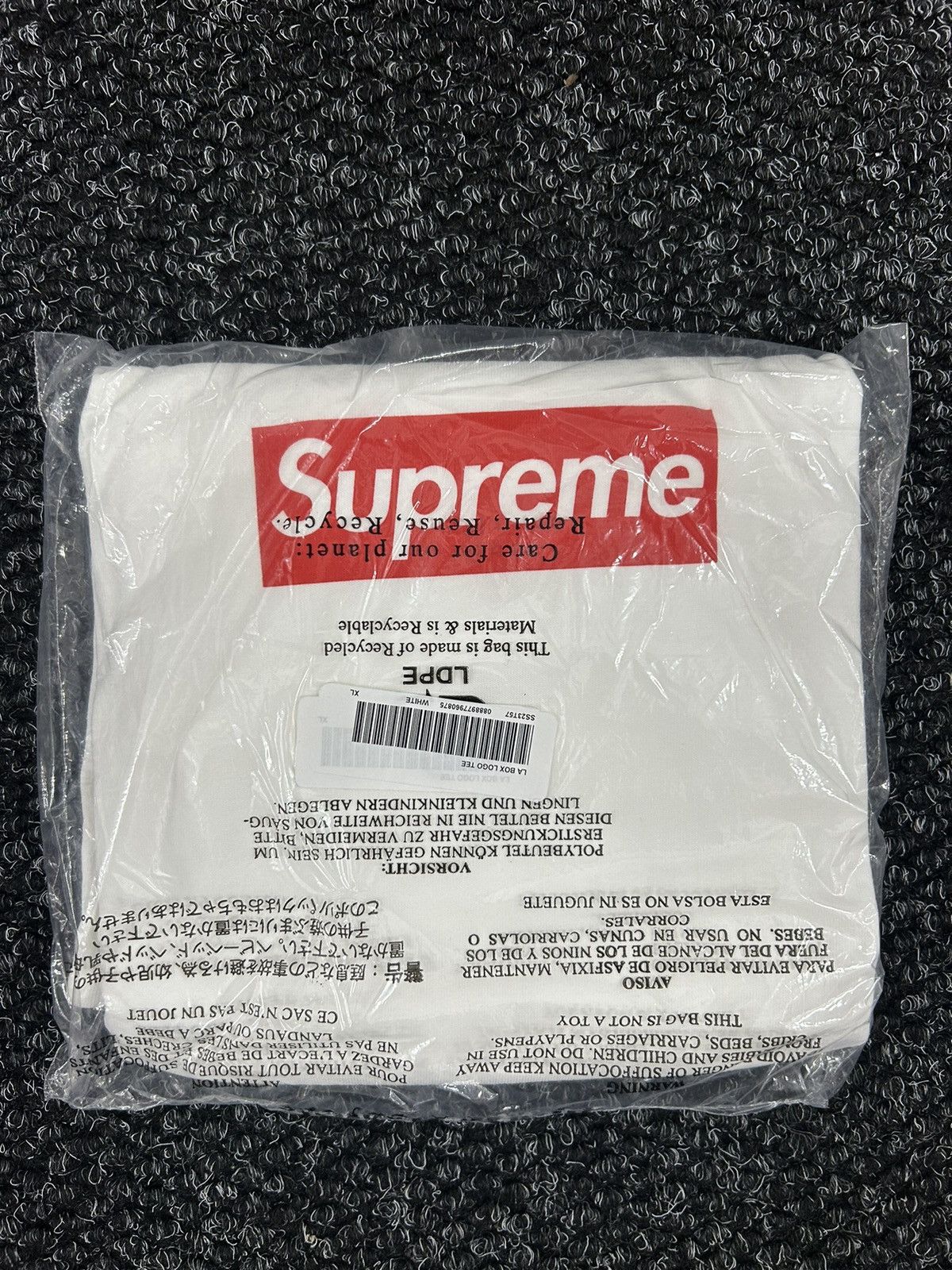 Supreme mo wax online box logo