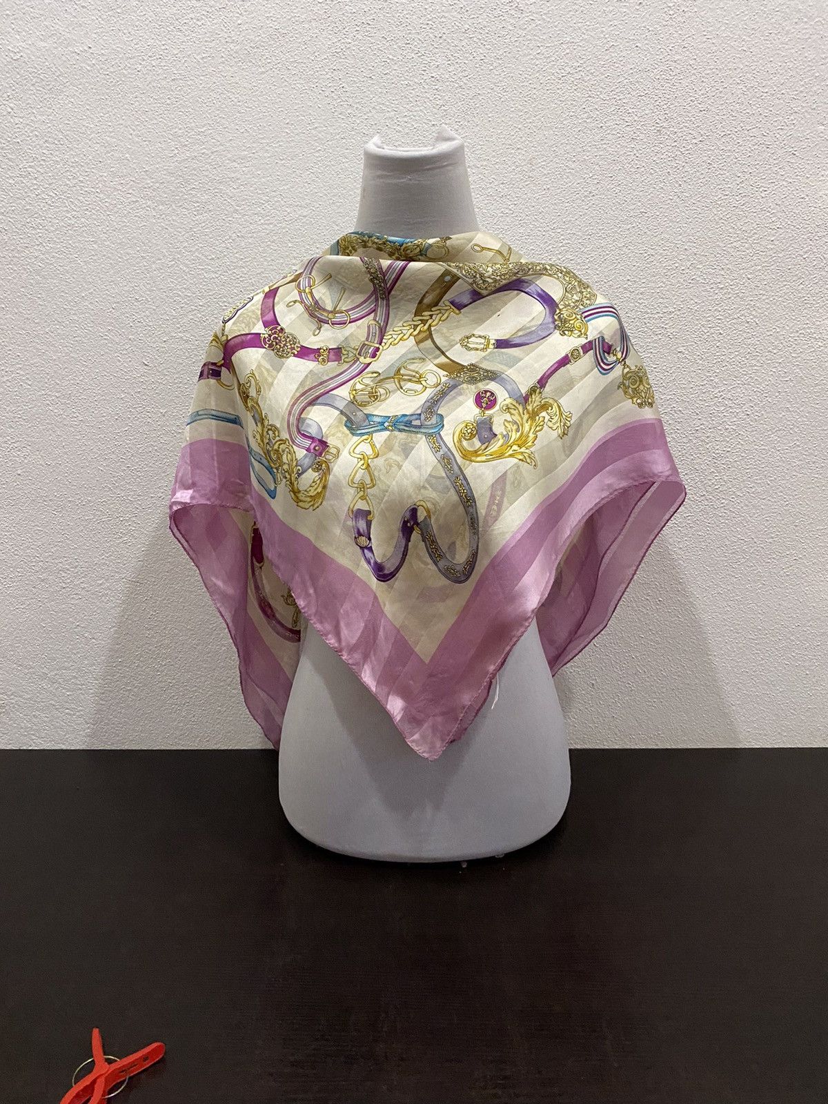 Other Unbrand Rare Design Scarf/Handkerchief’s/Pocket Square Size ONE SIZE - 2 Thumbnail