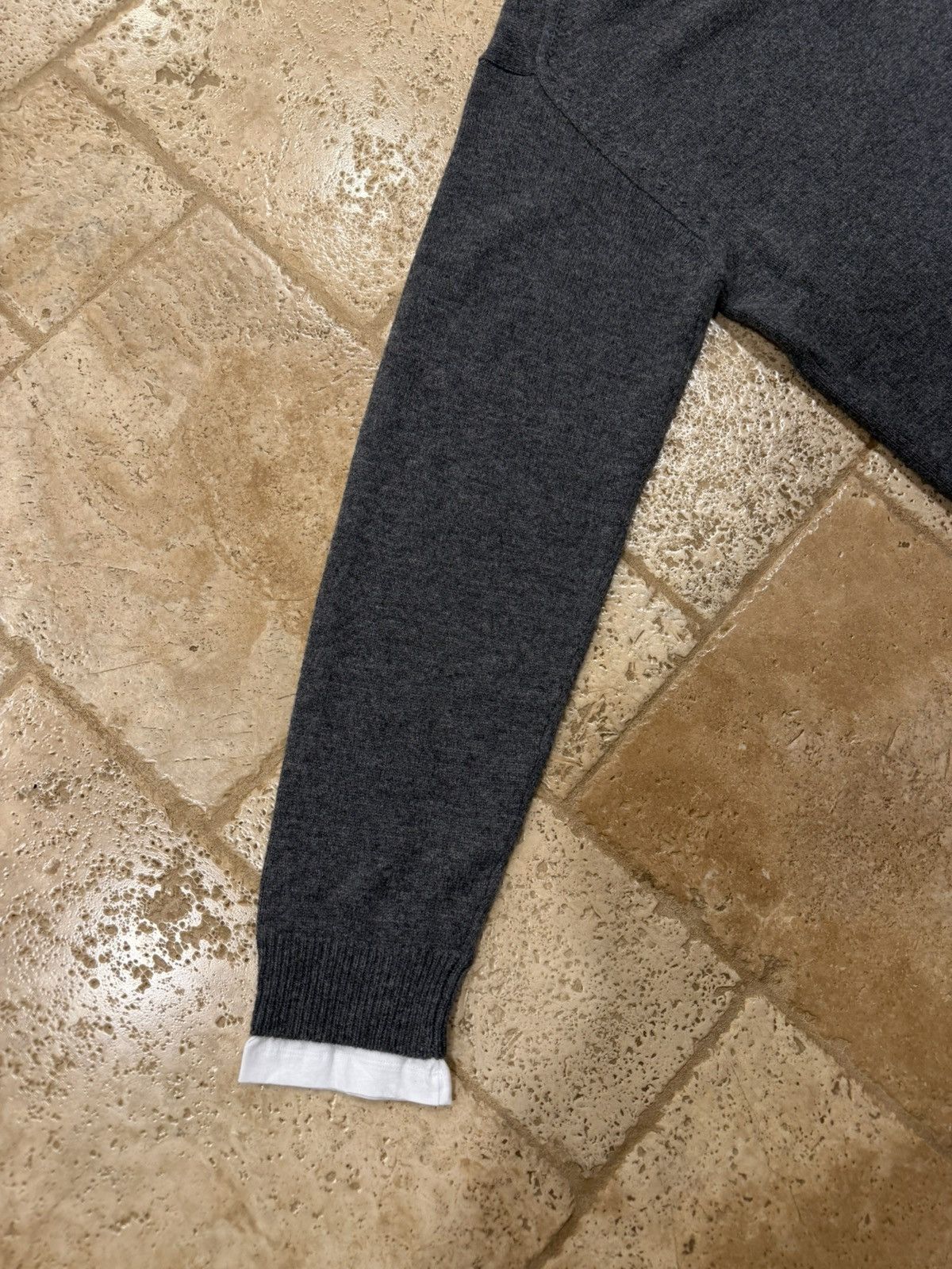 Miu Miu Miu Miu 2025 Cashmere Gray Double Layer V-Neck Sweater Size L / US 10 / IT 46 - 11 Thumbnail